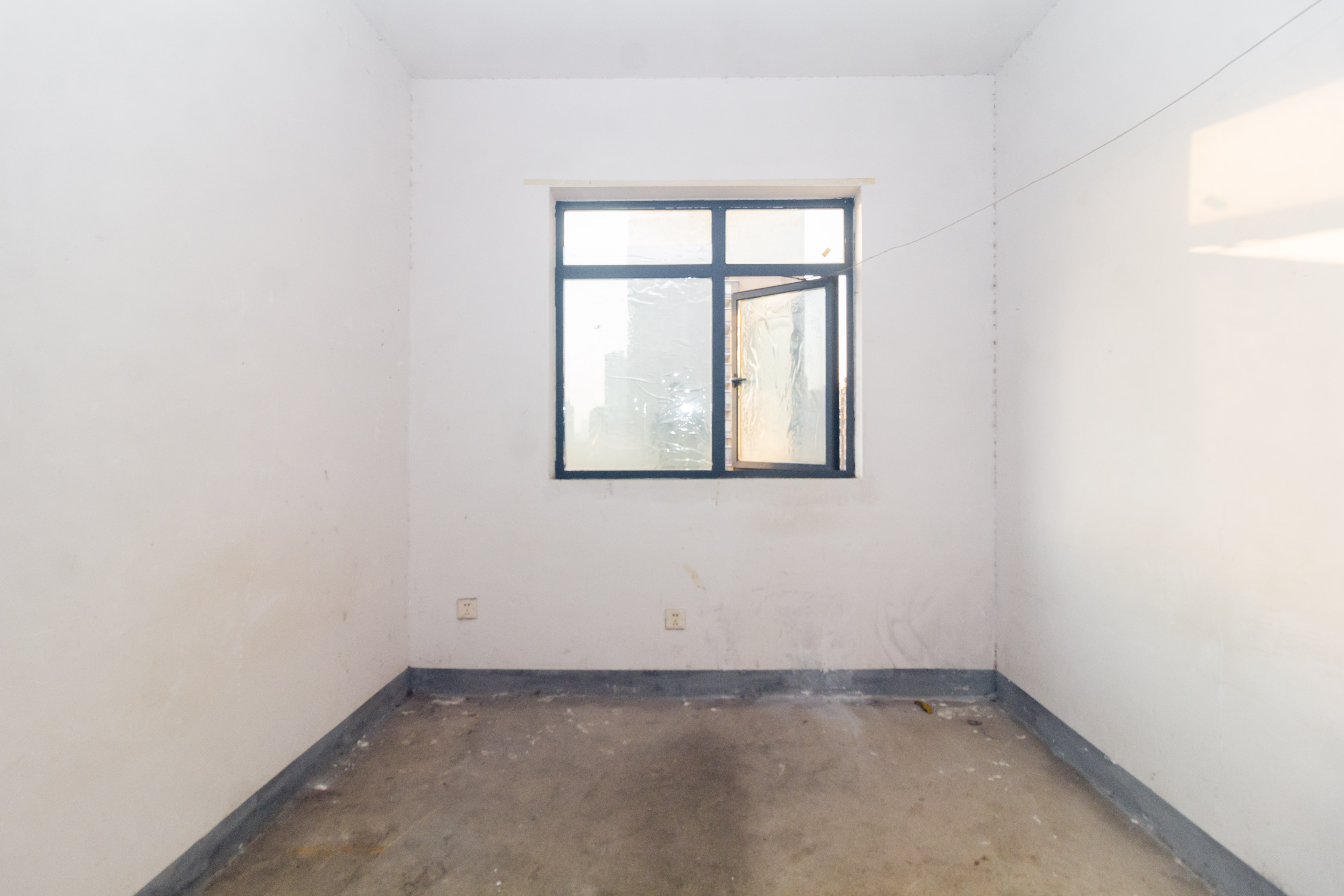 中国铁建国际城二期  3室2厅1卫    43.0万 中国铁建国际城二期  3室2厅1卫    43.0万卧室