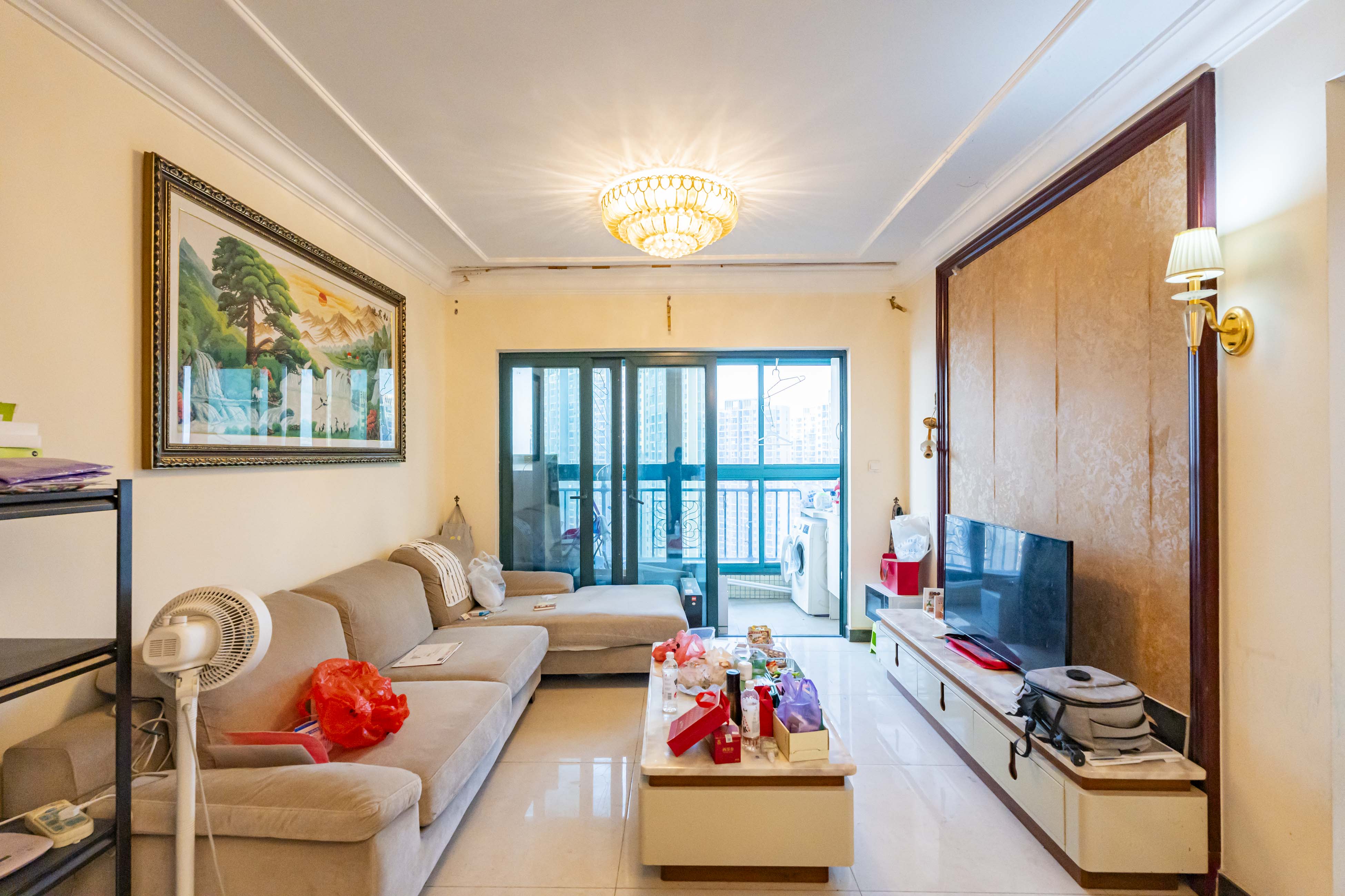 恒大雅苑 3室2厅1卫 80.0万 恒大雅苑 3室2厅1卫 80.0万客厅