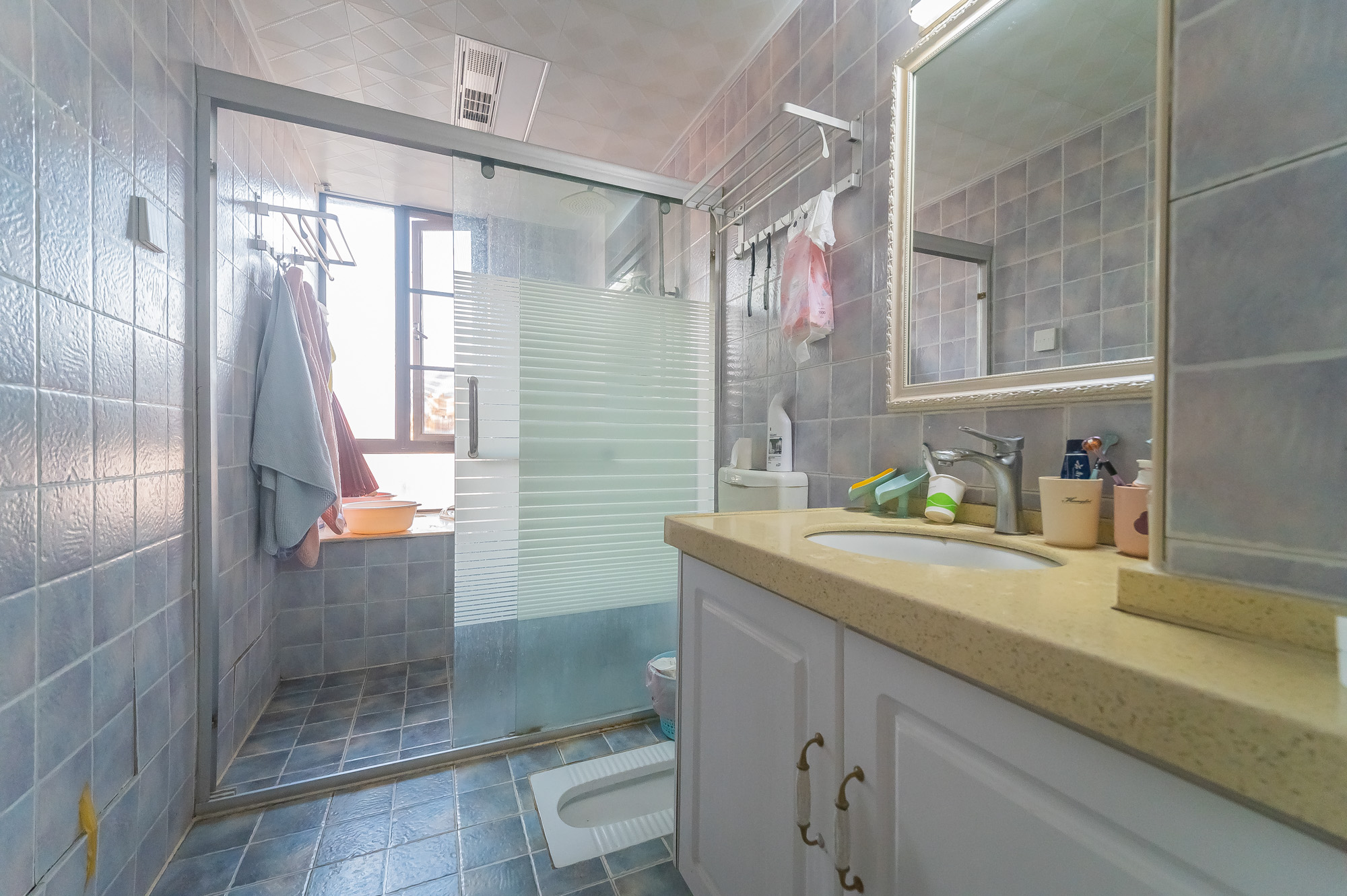 华润凤凰城三期 3室2厅1卫 86.8万 华润凤凰城三期 3室2厅1卫 86.8万卫生间