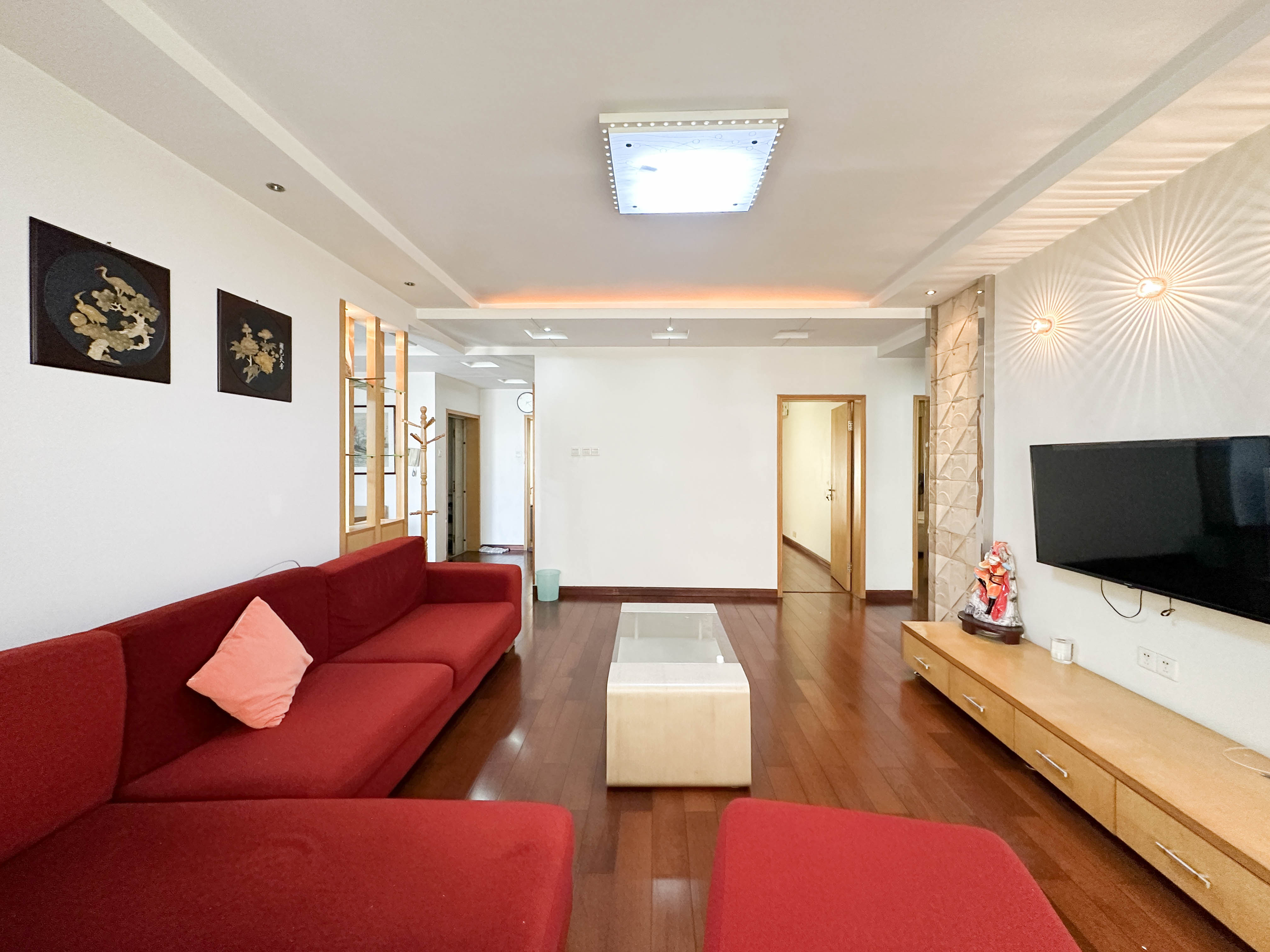 鑫天芙蓉  1室0厅0卫    84.8万 鑫天芙蓉  1室0厅0卫    84.8万客厅