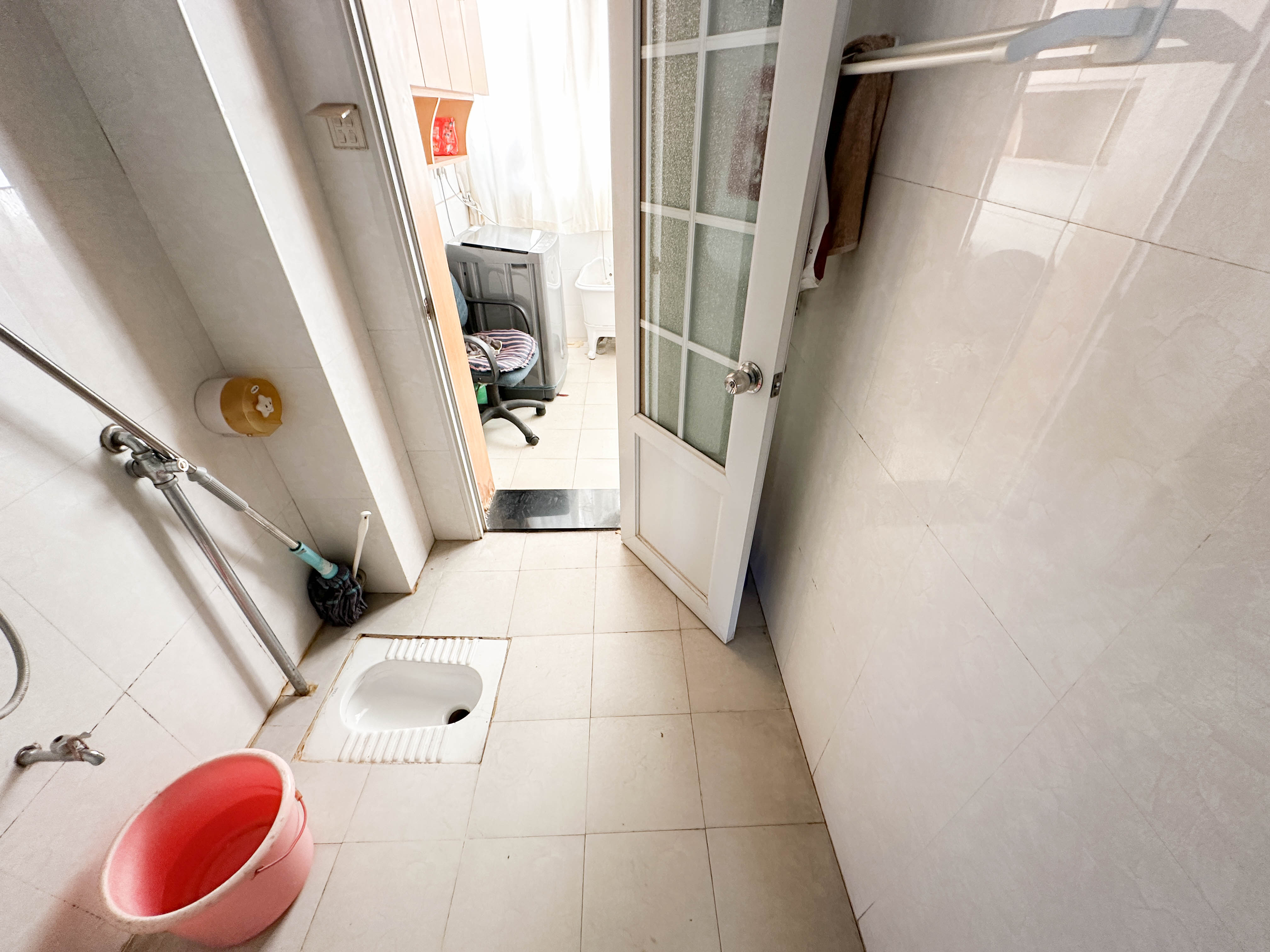 鑫天芙蓉  1室0厅0卫    84.8万 鑫天芙蓉  1室0厅0卫    84.8万卫生间