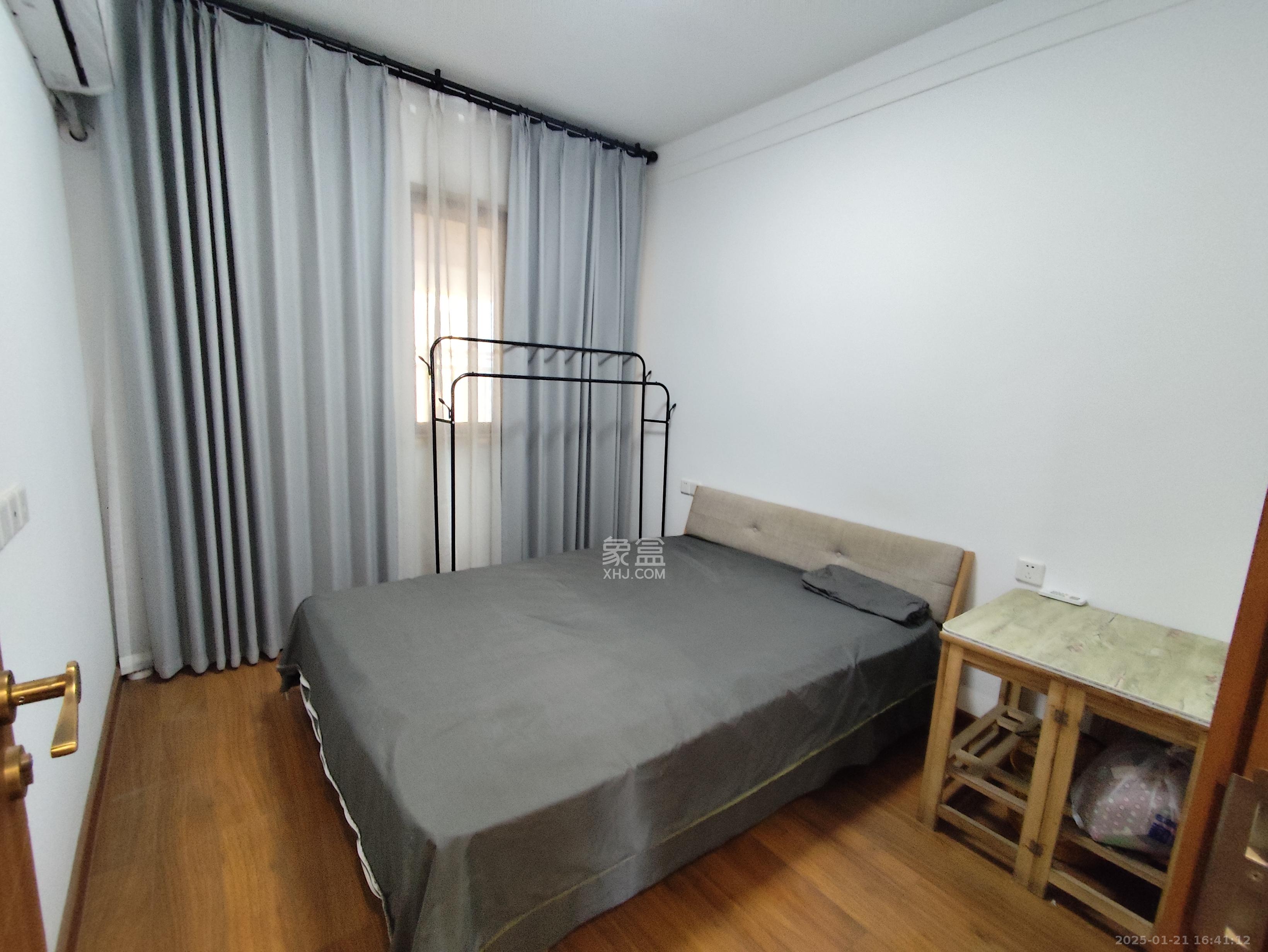 君合天玺 3室2厅2卫 3700.0元/月 君合天玺 3室2厅2卫 3700.0元/月室内图