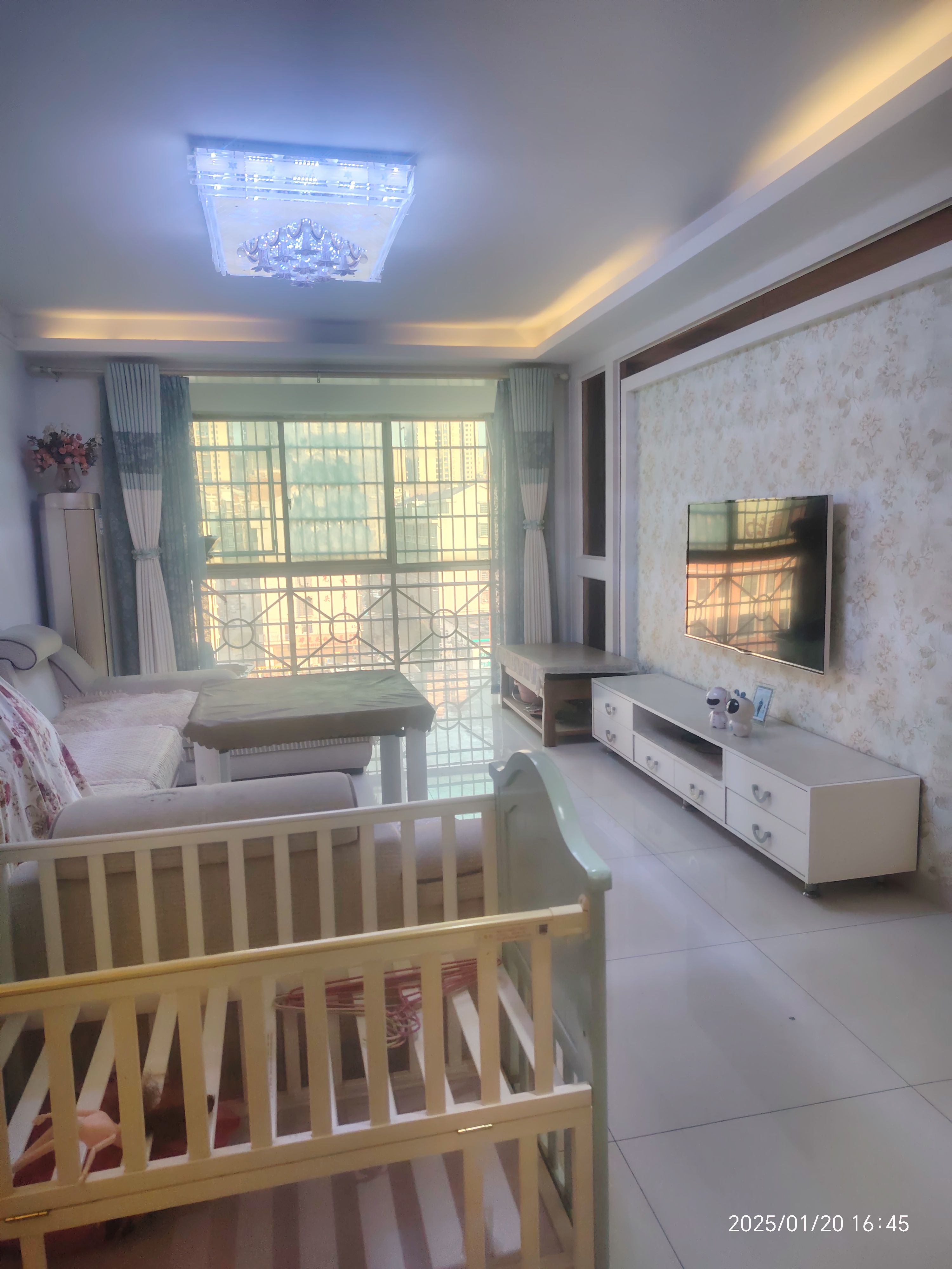 吉星名苑 3室2厅2卫 43.8万 吉星名苑 3室2厅2卫 43.8万客厅