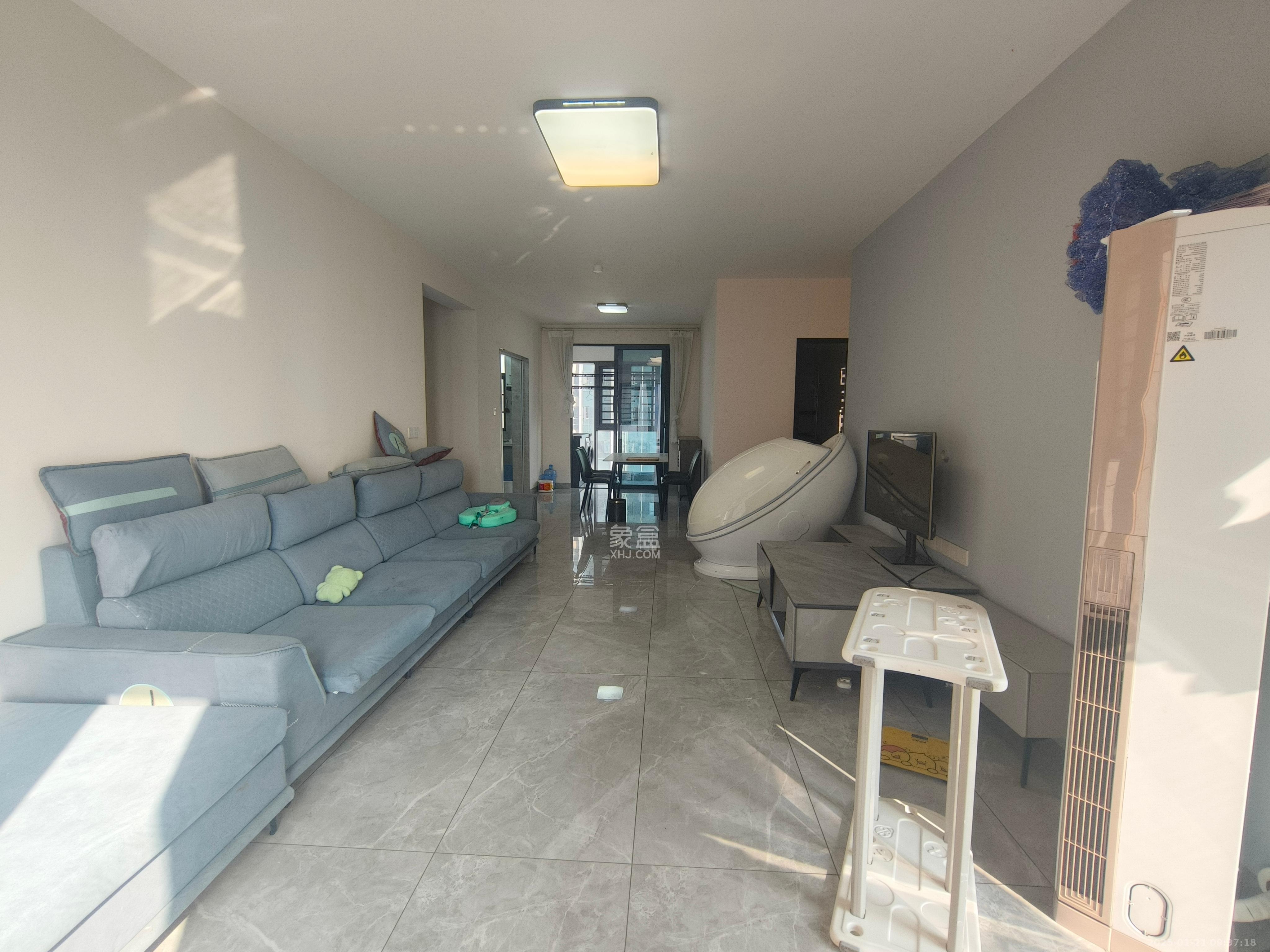 长房东旭国际 4室2厅2卫 3800.0元/月 长房东旭国际 4室2厅2卫 3800.0元/月室内图