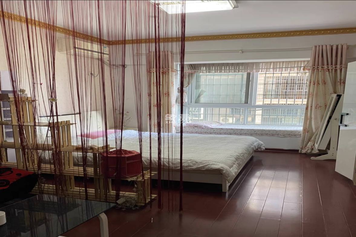 丹枫国际 1室1厅1卫 650.0元/月 丹枫国际 1室1厅1卫 650.0元/月室内图