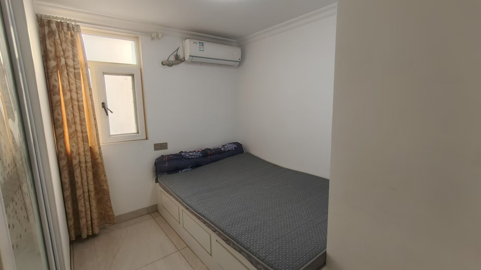 碧桂园梓山府 3室2厅1卫 1900.0元/月 碧桂园梓山府 3室2厅1卫 1900.0元/月室内图