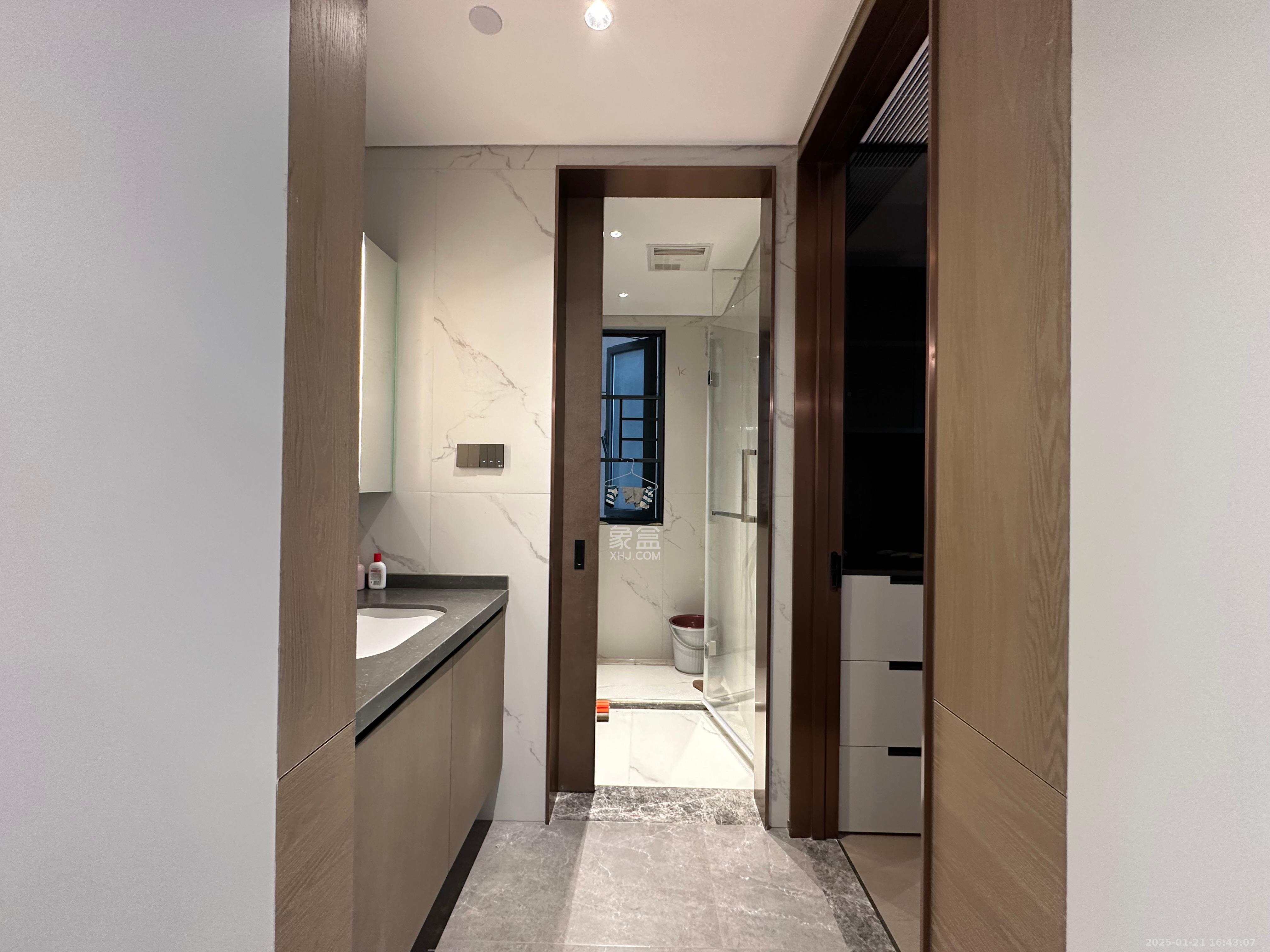 长沙悦府（华润万象城）  3室2厅3卫    12000.0元/月室内图