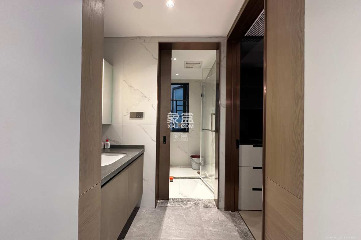 长沙悦府(华润万象城)  3室2厅3卫    12000.0元/月 长沙悦府(华润万象城)  3室2厅3卫    12000.0元/月室内图