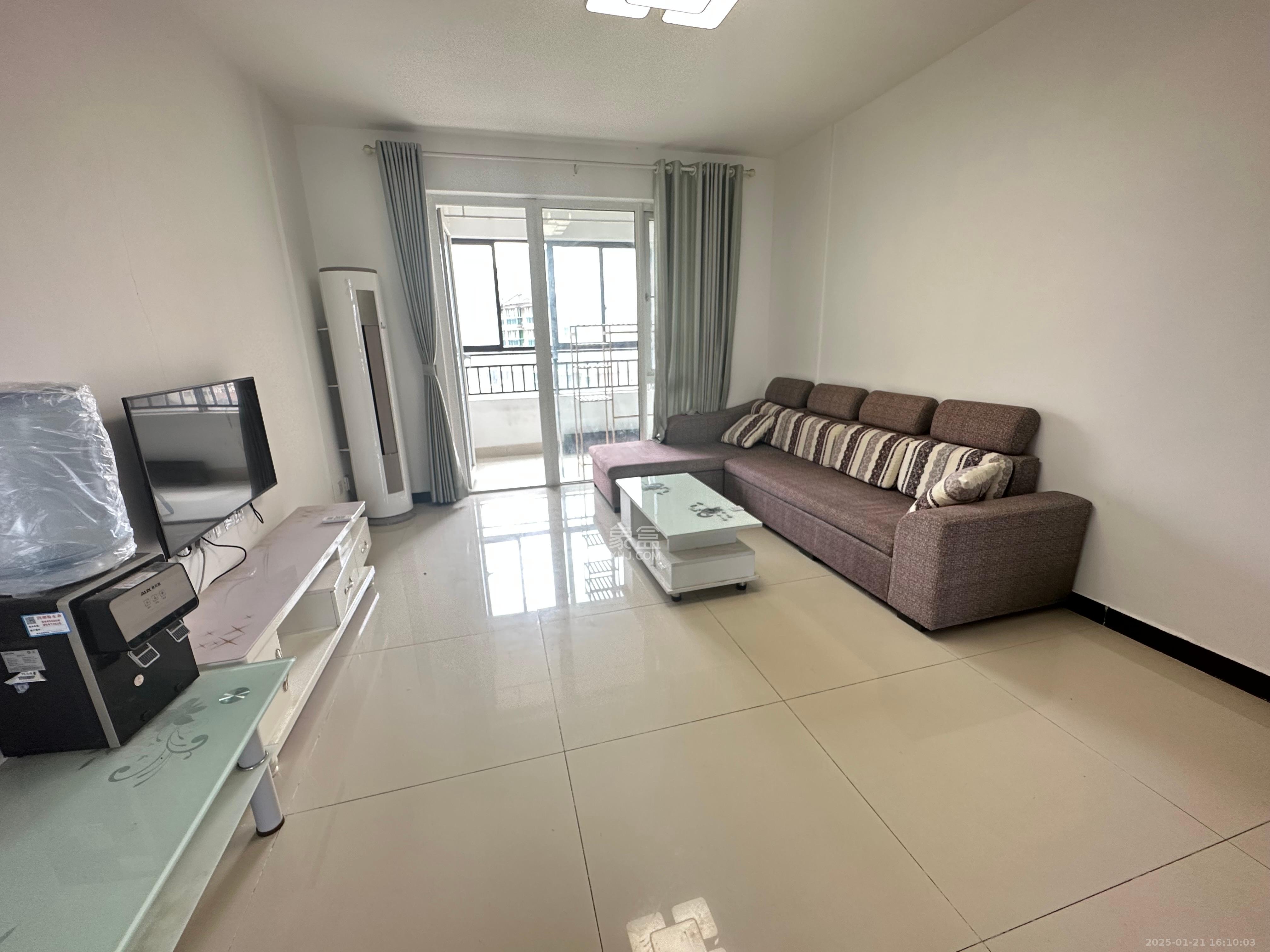 金地格林公馆 3室2厅2卫 3100.0元/月 金地格林公馆 3室2厅2卫 3100.0元/月室内图