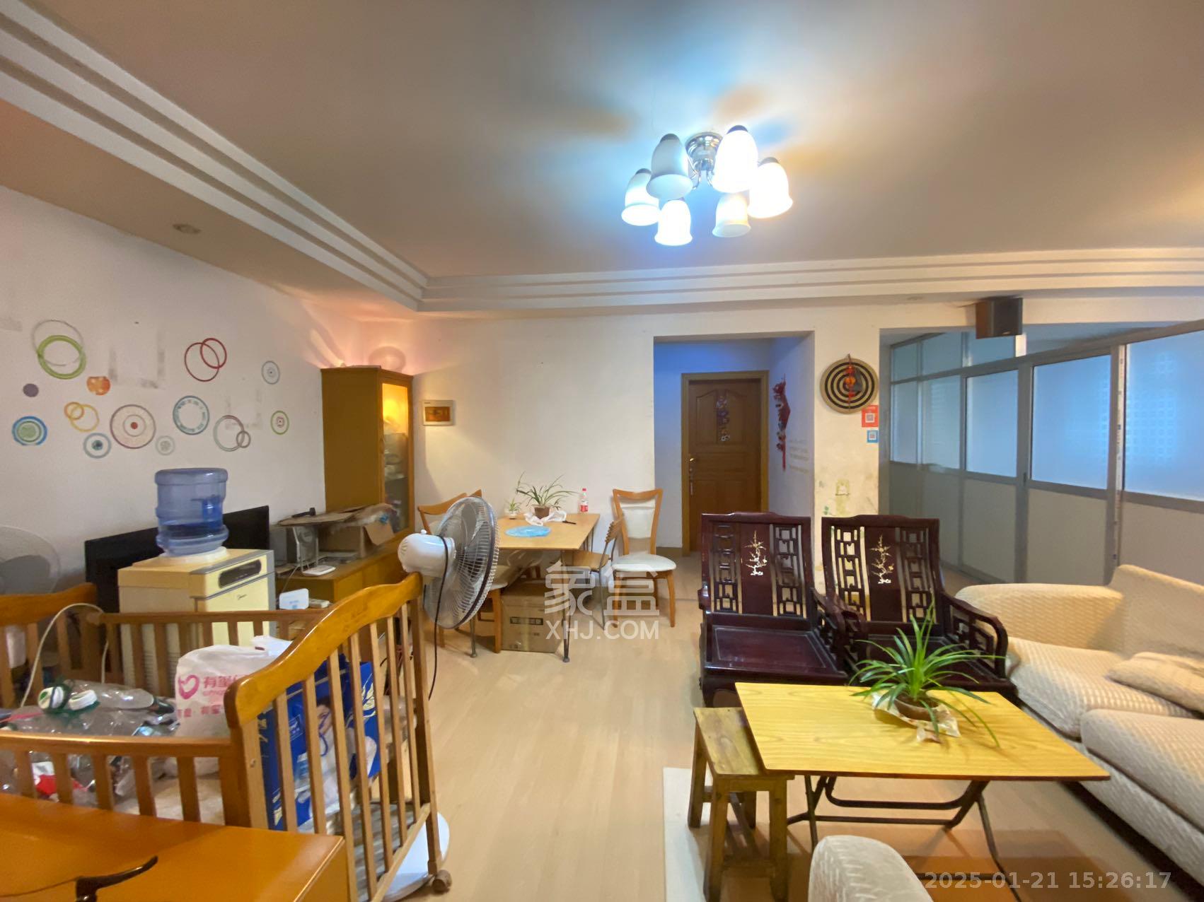 开福区联运公司宿舍 3室2厅2卫 2300.0元/月 开福区联运公司宿舍 3室2厅2卫 2300.0元/月室内图