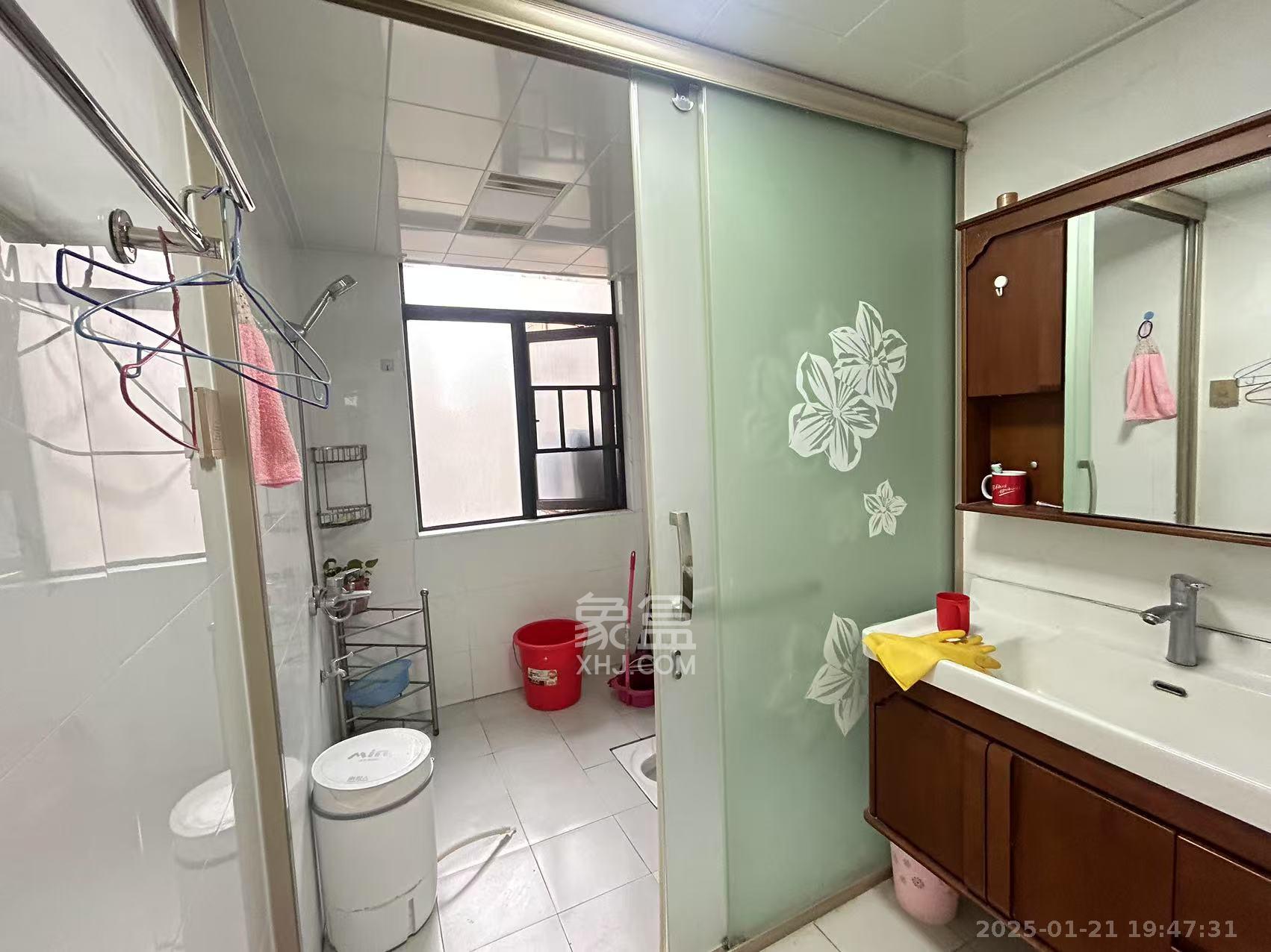 富洲滨江雅苑  3室2厅1卫   3500.00元/月室内图