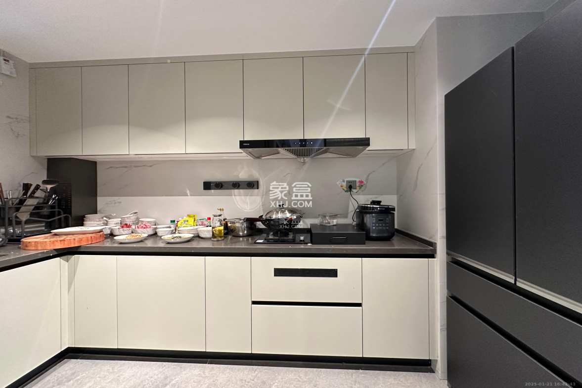 长沙悦府(华润万象城)  3室2厅3卫    12000.0元/月 长沙悦府(华润万象城)  3室2厅3卫    12000.0元/月室内图