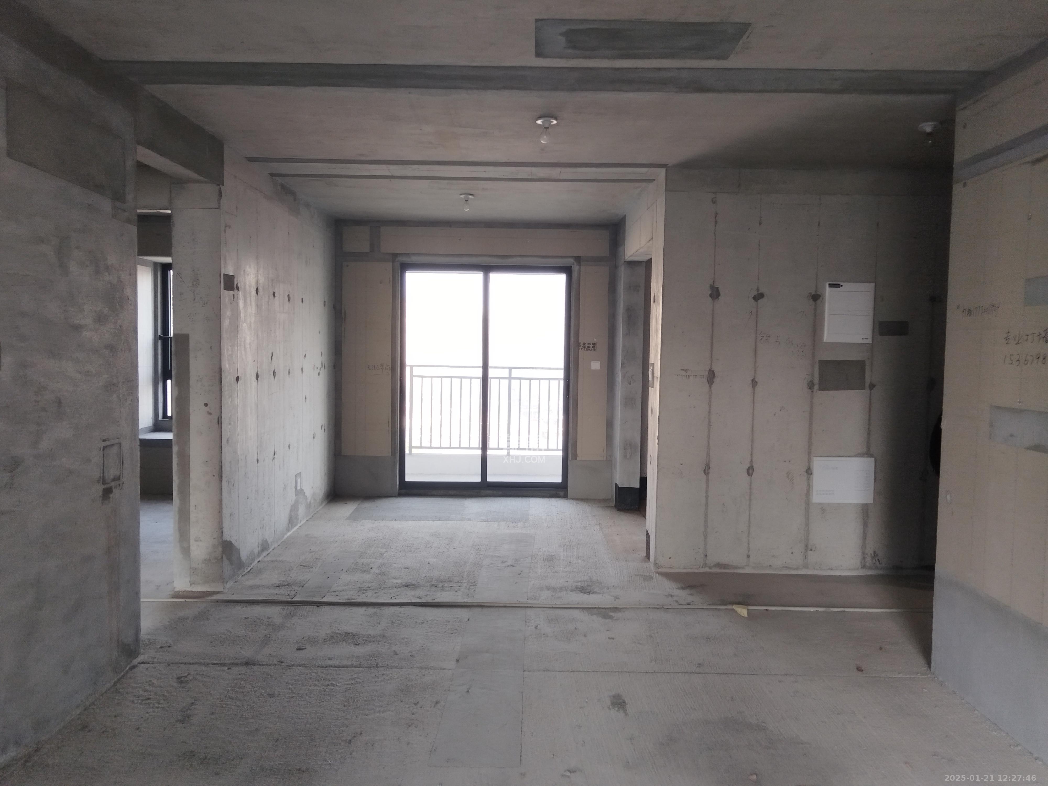 轨道中建麓江府 4室2厅1卫 2000.0元/月 轨道中建麓江府 4室2厅1卫 2000.0元/月室内图