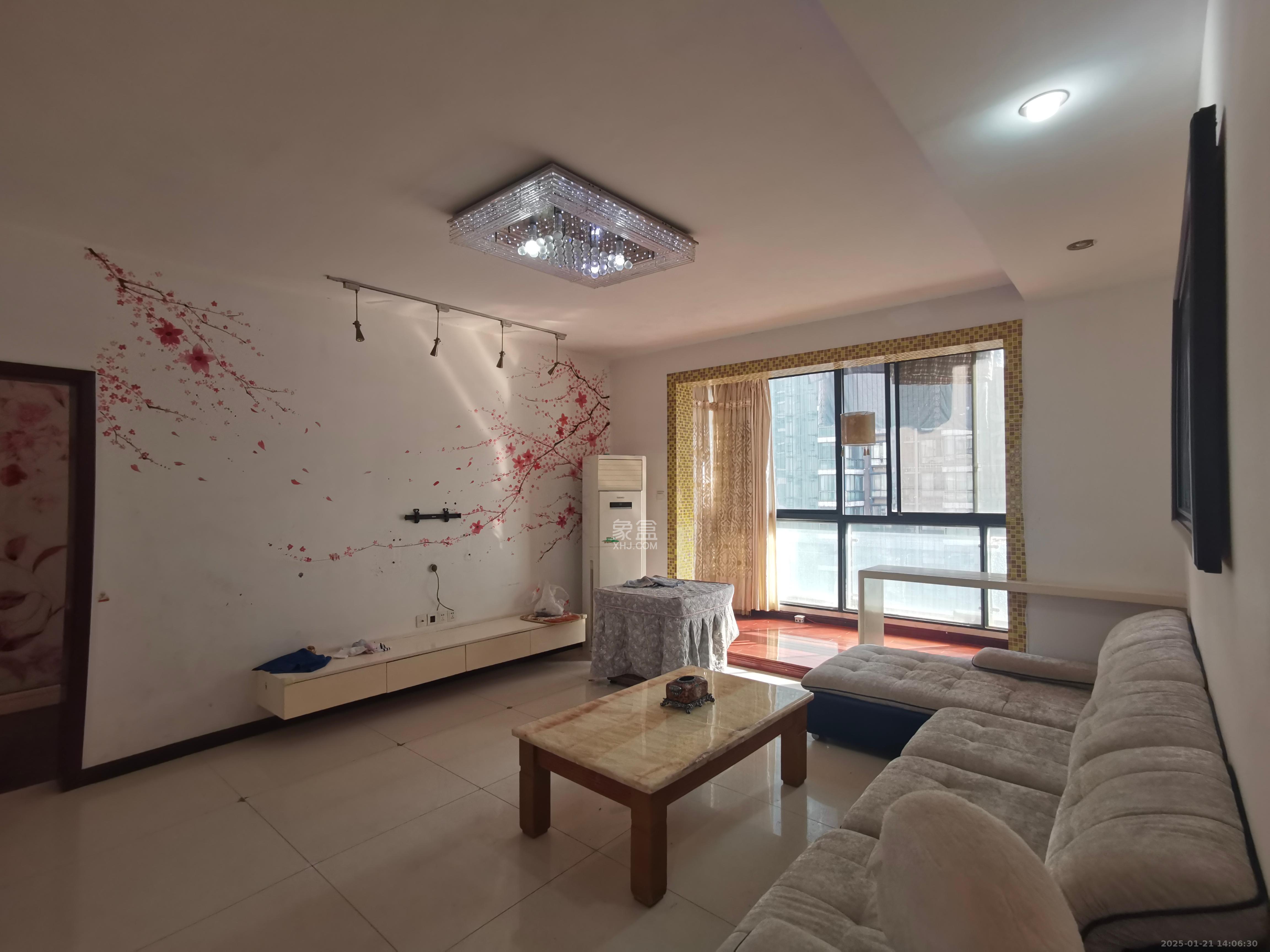 湘江世纪城揽江苑 3室2厅2卫 3200.0元/月 湘江世纪城揽江苑 3室2厅2卫 3200.0元/月室内图