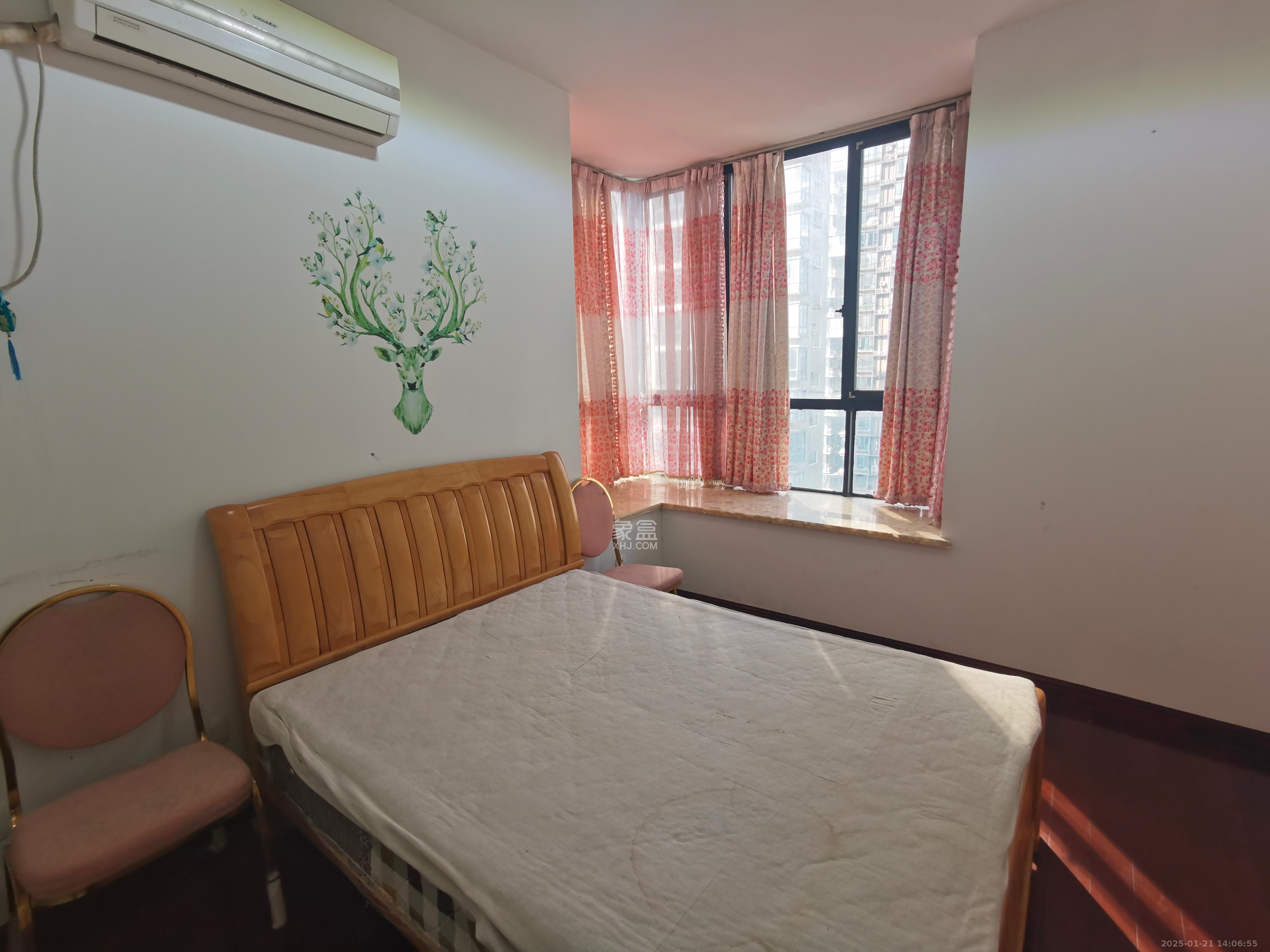 湘江世纪城揽江苑 3室2厅2卫 3200.0元/月 湘江世纪城揽江苑 3室2厅2卫 3200.0元/月室内图