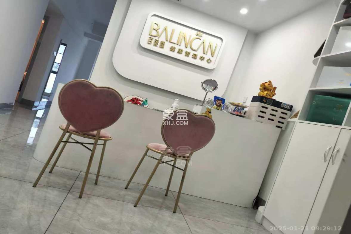 庐山春天 2室1厅1卫 2100.0元/月 庐山春天 2室1厅1卫 2100.0元/月室内图