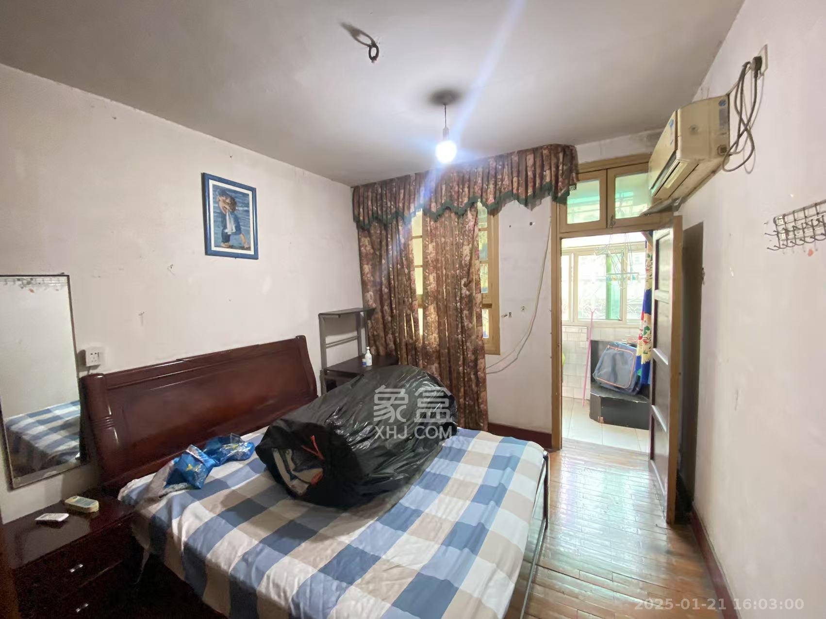 省林勘院 2室2厅1卫 1500.0元/月 省林勘院 2室2厅1卫 1500.0元/月室内图