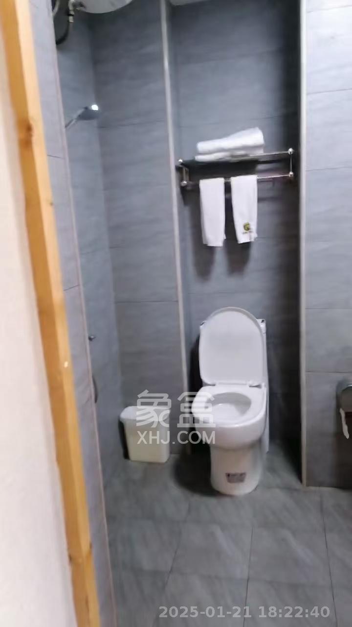 洋湖时代  1室1厅1卫   1600.00元/月室内图