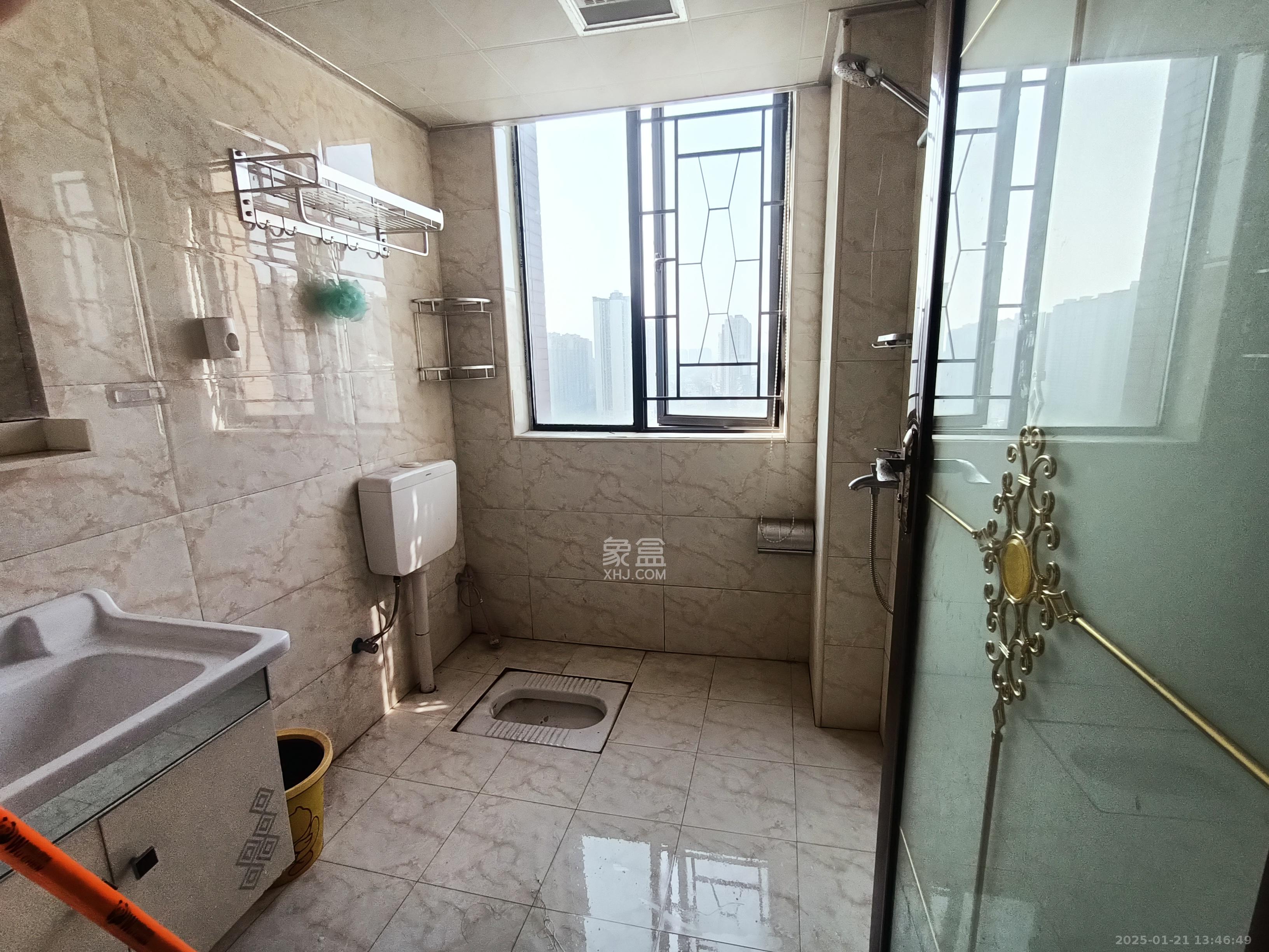 中欣楚天雅郡 3室2厅1卫 1600.0元/月 中欣楚天雅郡 3室2厅1卫 1600.0元/月室内图