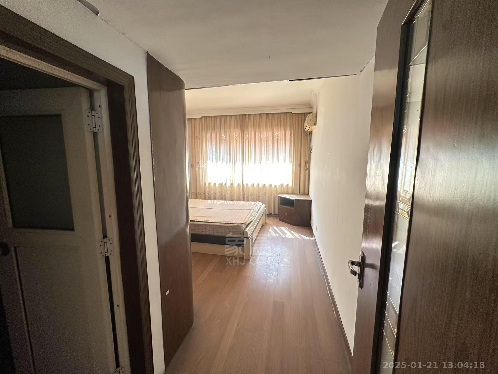 株洲长江北路阳光花园 3室2厅2卫 1400.0元/月 株洲长江北路阳光花园 3室2厅2卫 1400.0元/月室内图