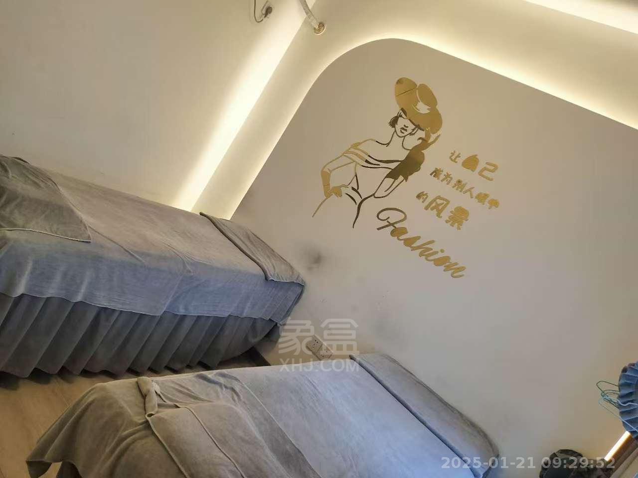 庐山春天  2室1厅1卫   2100.00元/月室内图