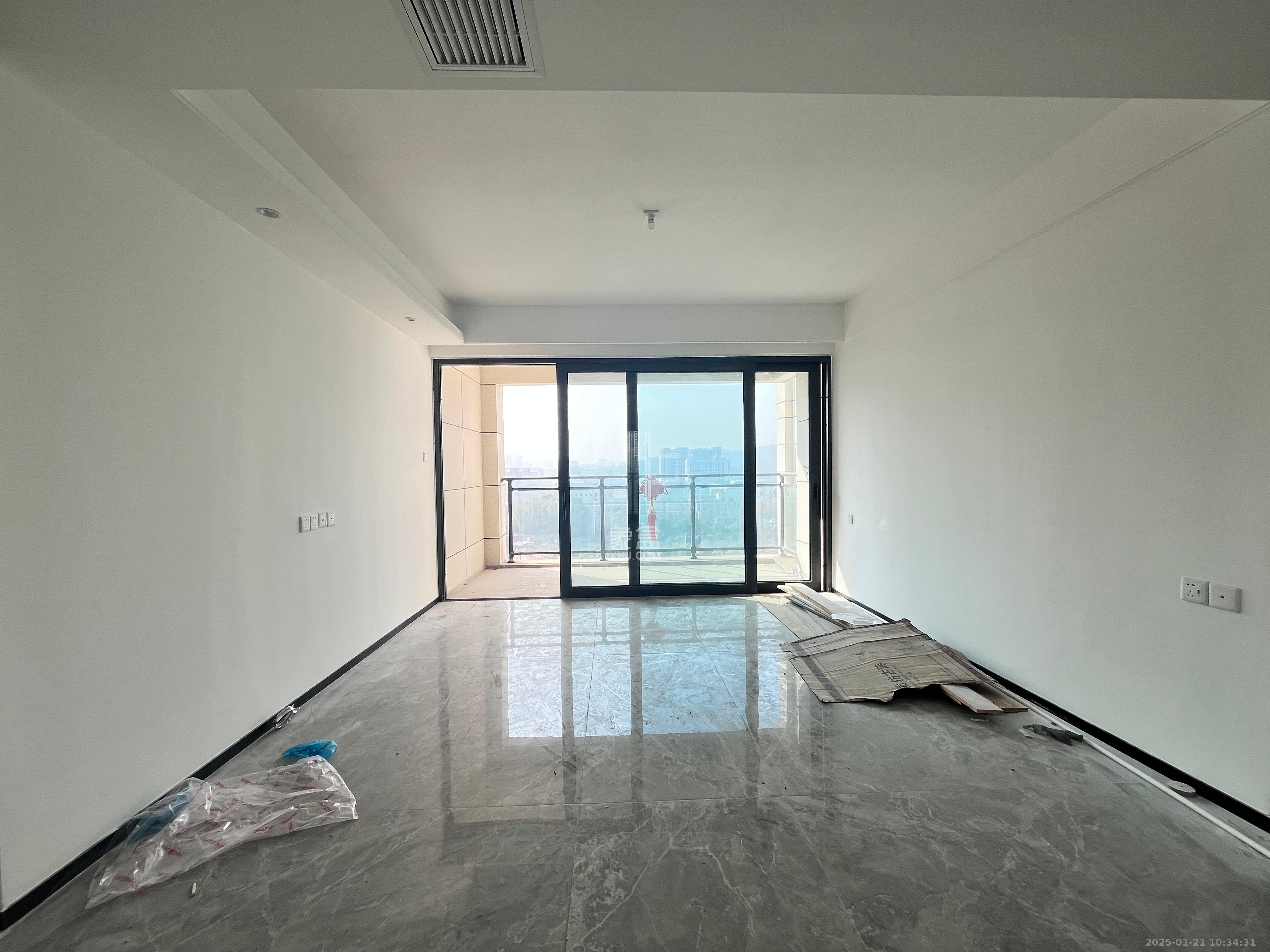 保利天汇 4室2厅2卫 4000.0元/月 保利天汇 4室2厅2卫 4000.0元/月室内图