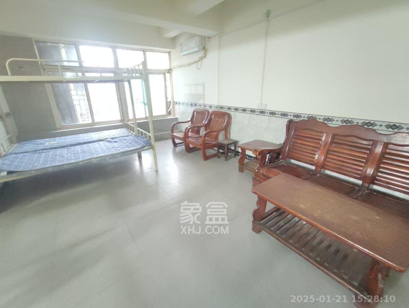 大众公寓(人人家宿舍) 1室1厅1卫 1600.0元/月 大众公寓(人人家宿舍) 1室1厅1卫 1600.0元/月室内图