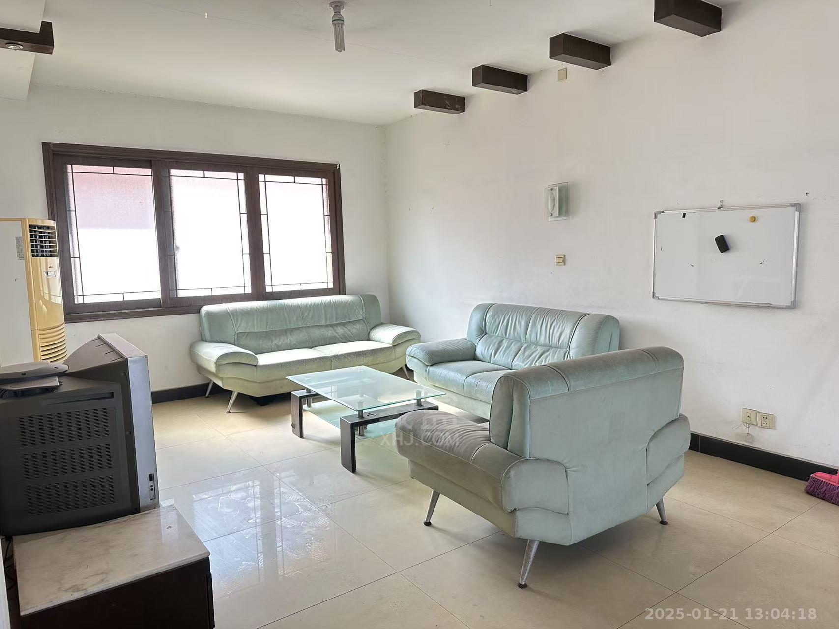 株洲长江北路阳光花园 3室2厅2卫 1400.0元/月 株洲长江北路阳光花园 3室2厅2卫 1400.0元/月室内图