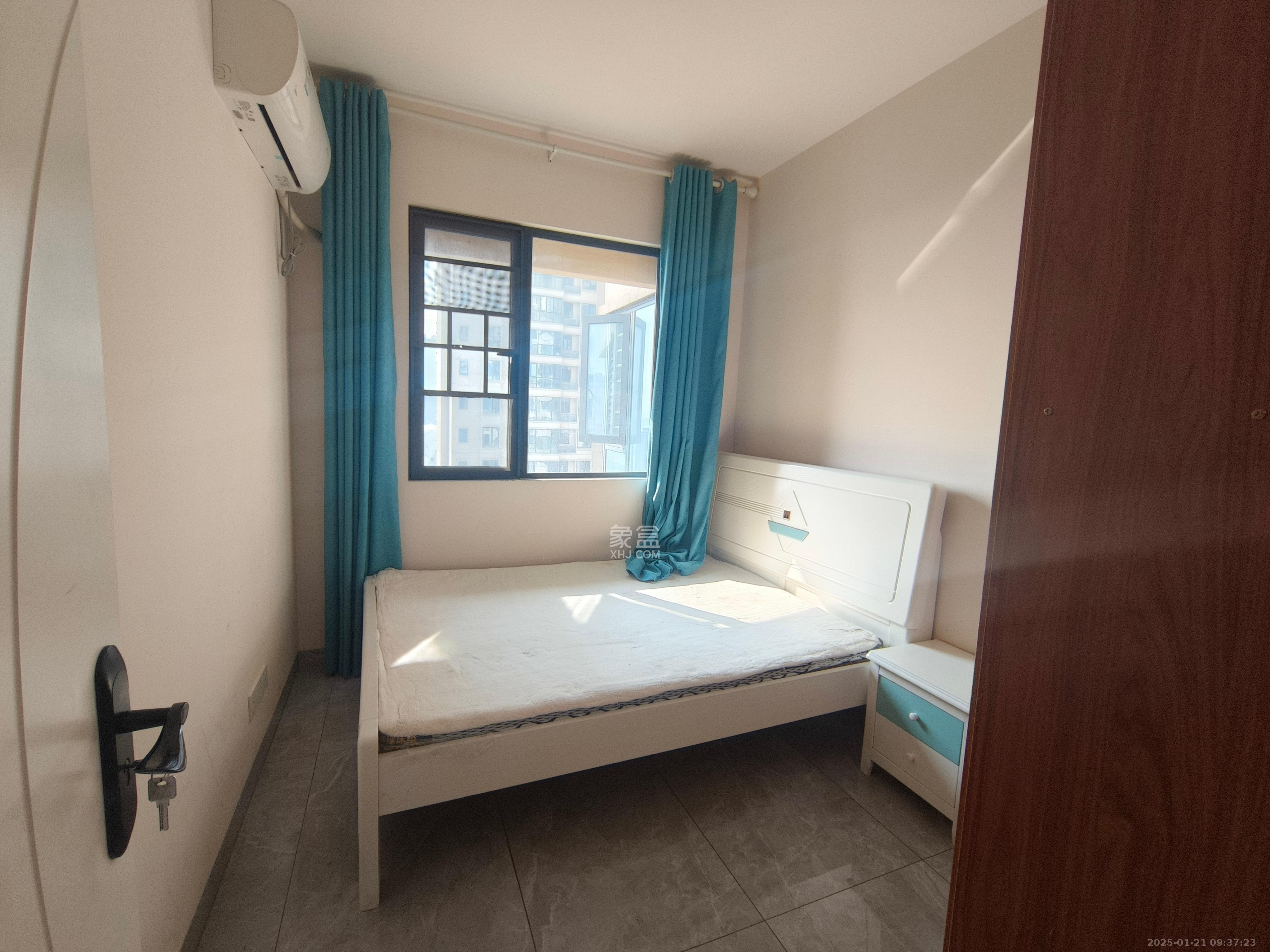 长房东旭国际 4室2厅2卫 3800.0元/月 长房东旭国际 4室2厅2卫 3800.0元/月室内图