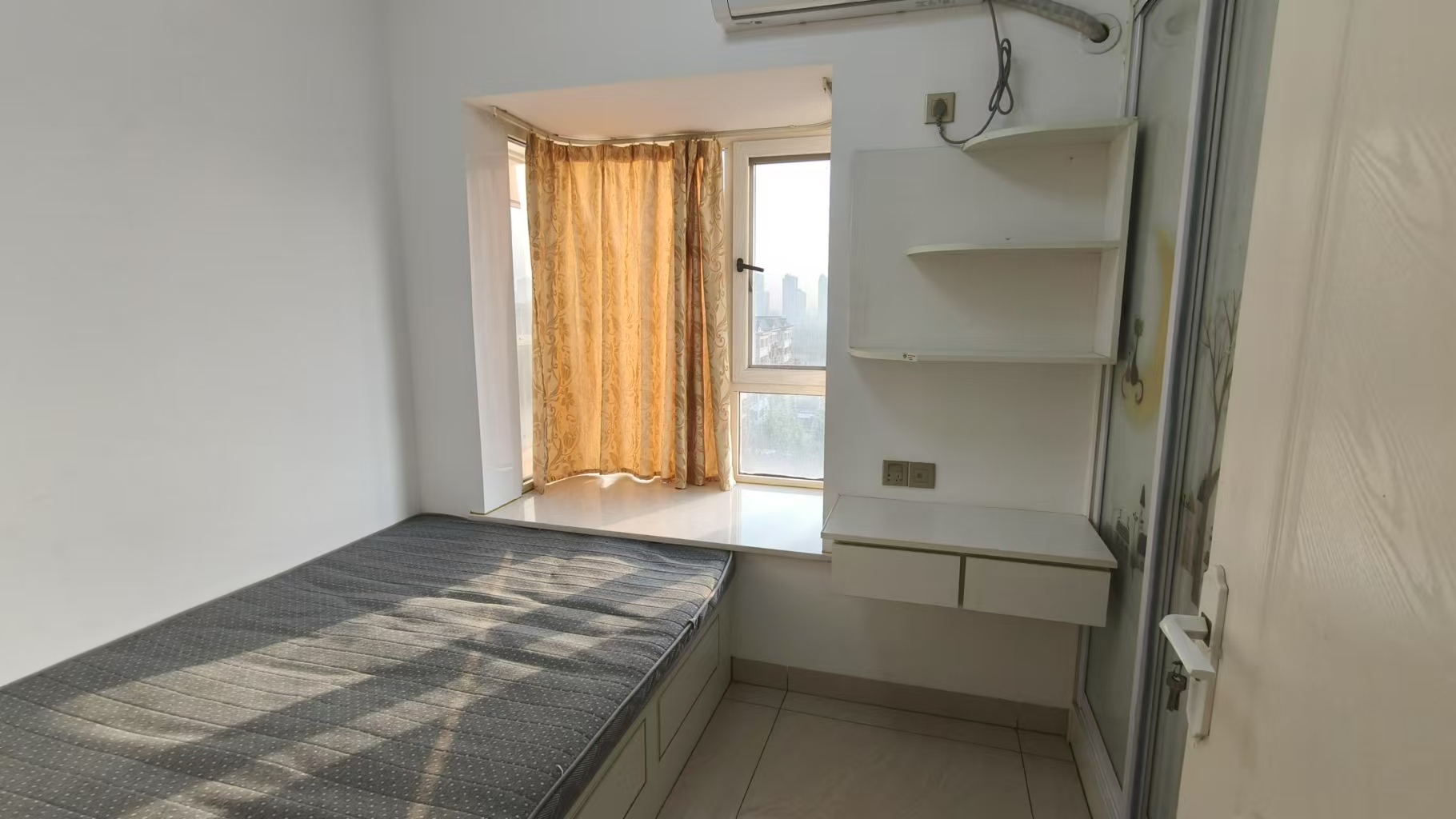 碧桂园梓山府 3室2厅1卫 1900.0元/月 碧桂园梓山府 3室2厅1卫 1900.0元/月室内图