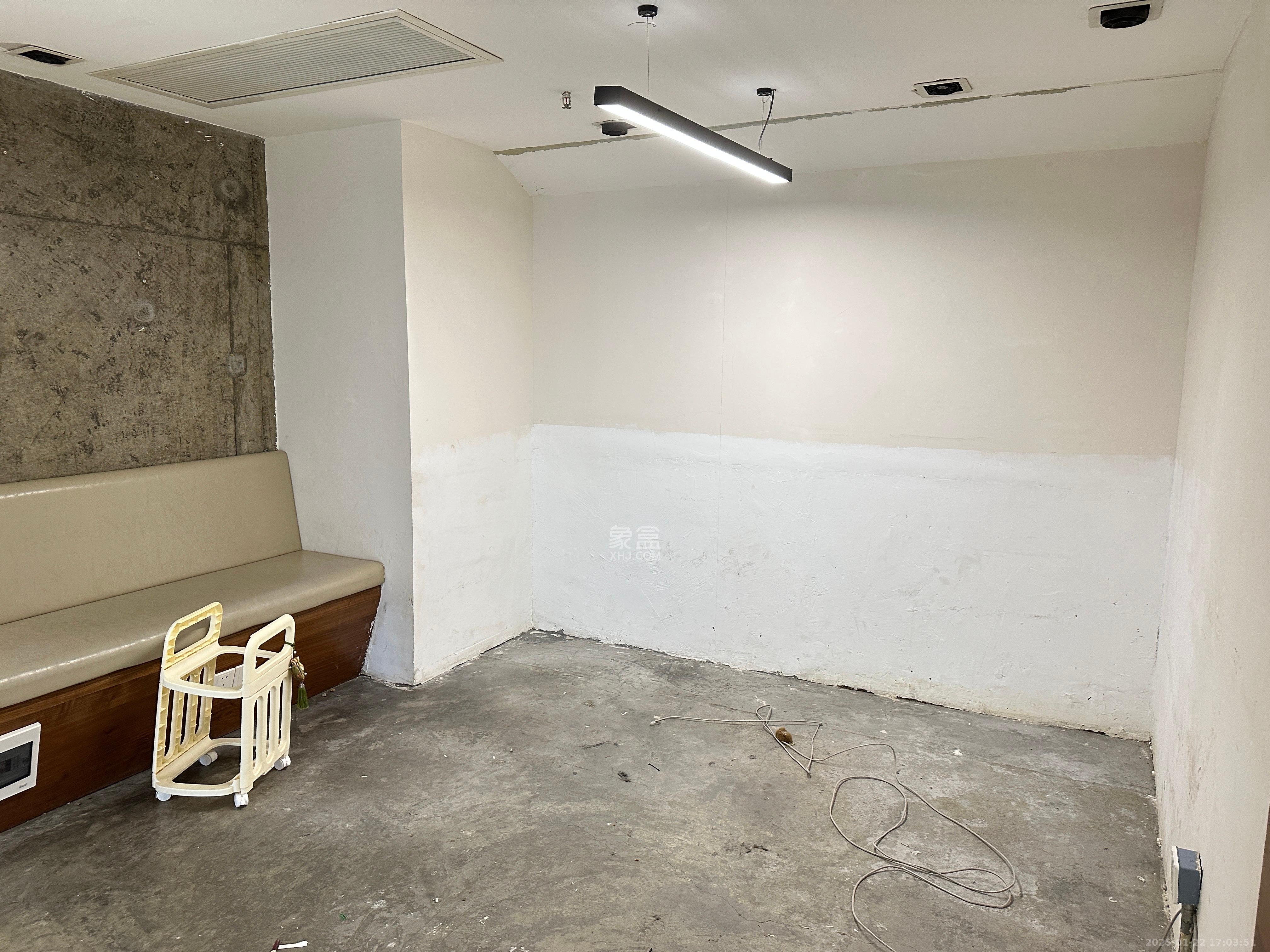 保利国际广场 1室1厅1卫 5000.0元/月 保利国际广场 1室1厅1卫 5000.0元/月室内图