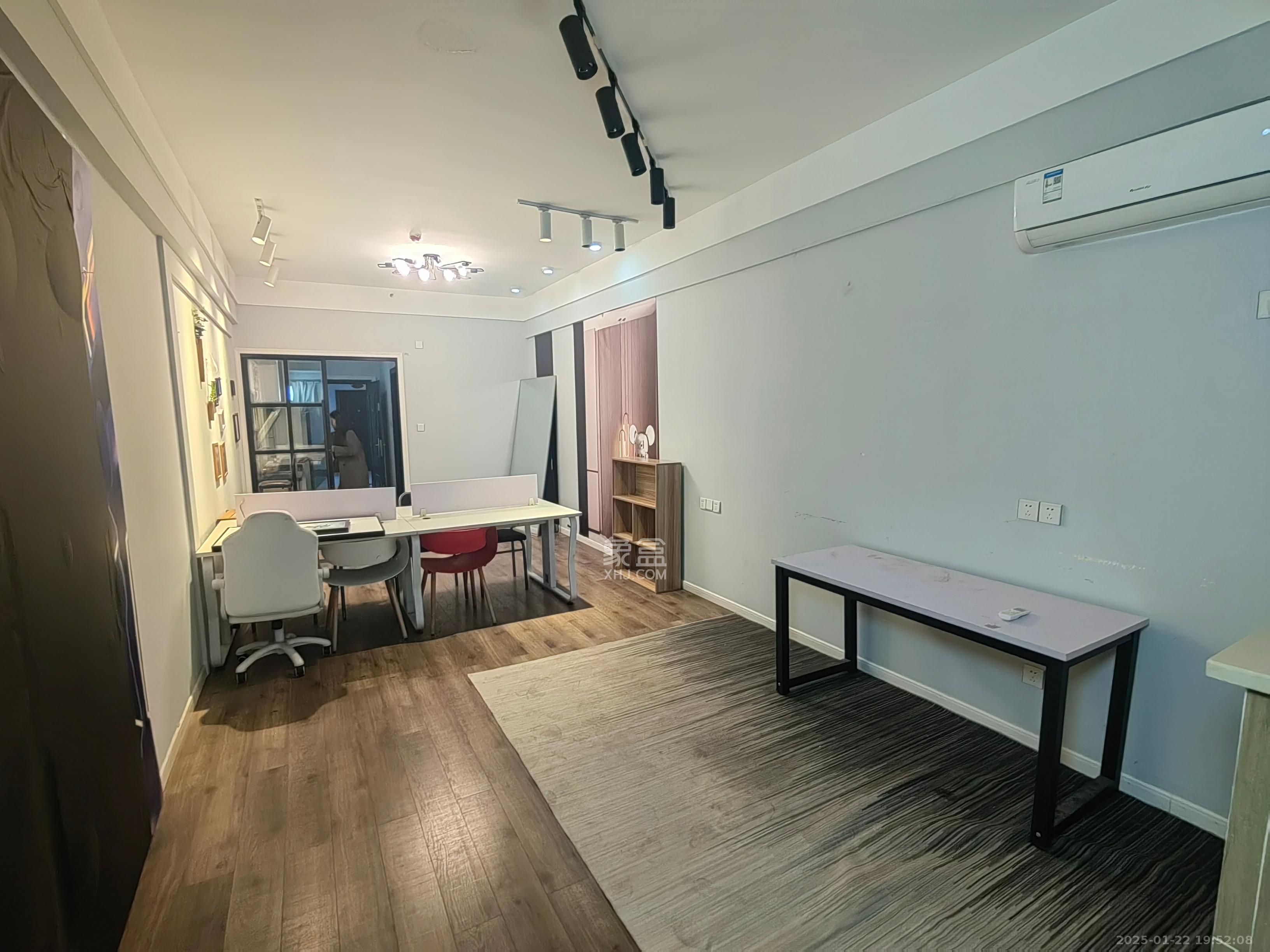 博雅例外  1室1厅1卫    1400.0元/月 博雅例外  1室1厅1卫    1400.0元/月室内图