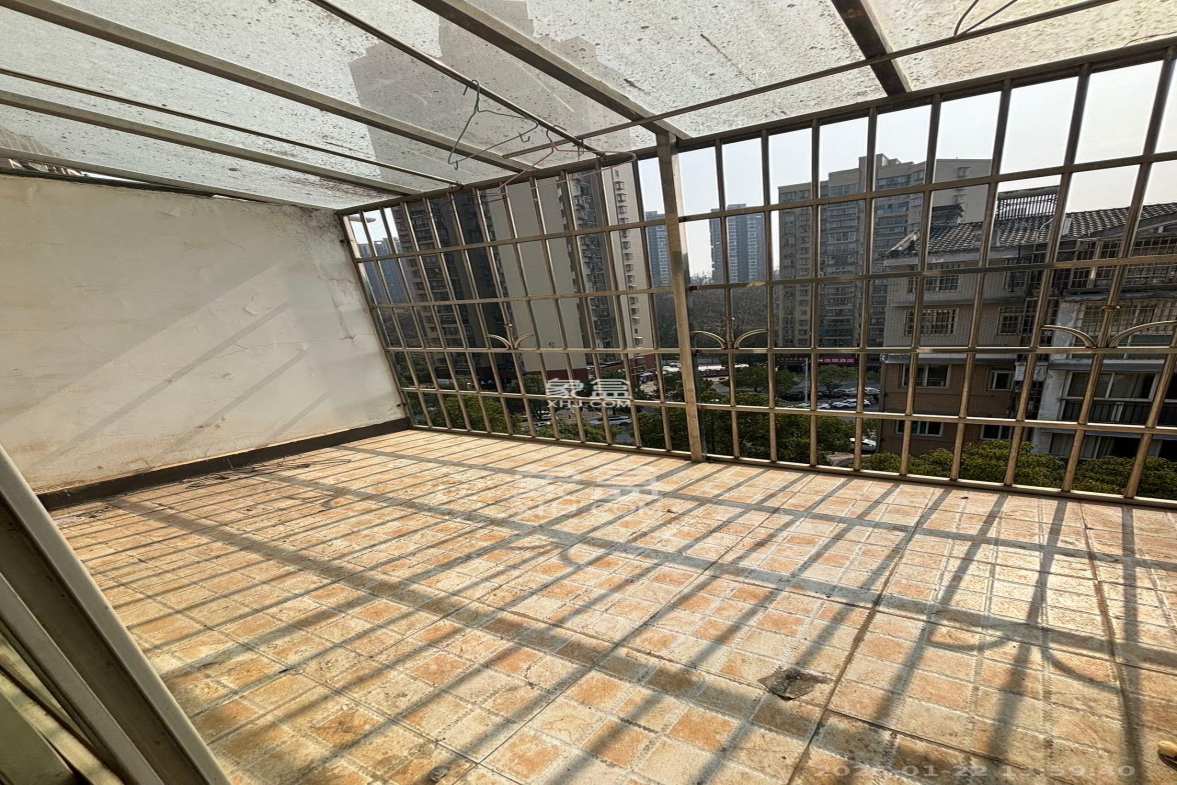 新诚小区 1室0厅0卫 1700.0元/月 新诚小区 1室0厅0卫 1700.0元/月室内图