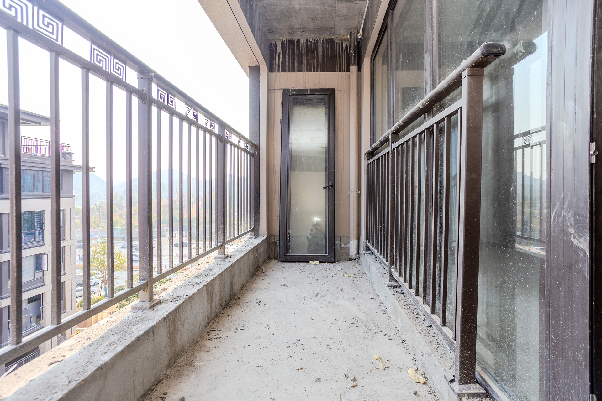 时代建发和著  6室2厅2卫    450.0万阳台