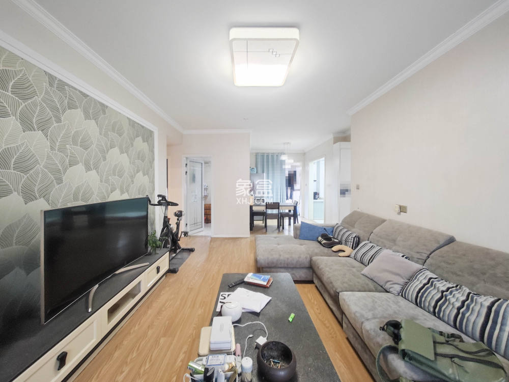 卓越蔚蓝城邦  3室1厅2卫    102.0万