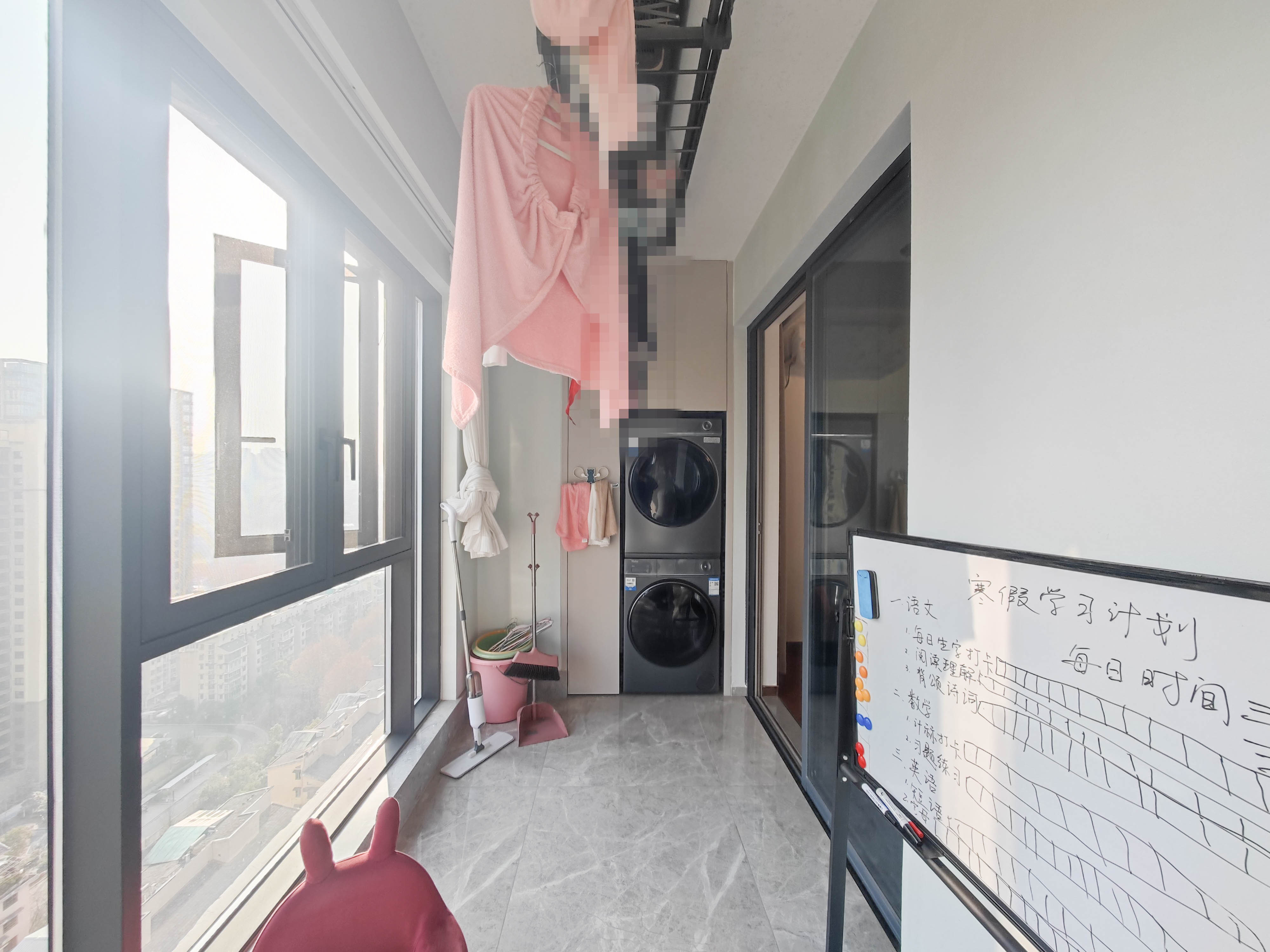 旭辉雨花郡  4室2厅2卫    220.0万 旭辉雨花郡  4室2厅2卫    220.0万阳台