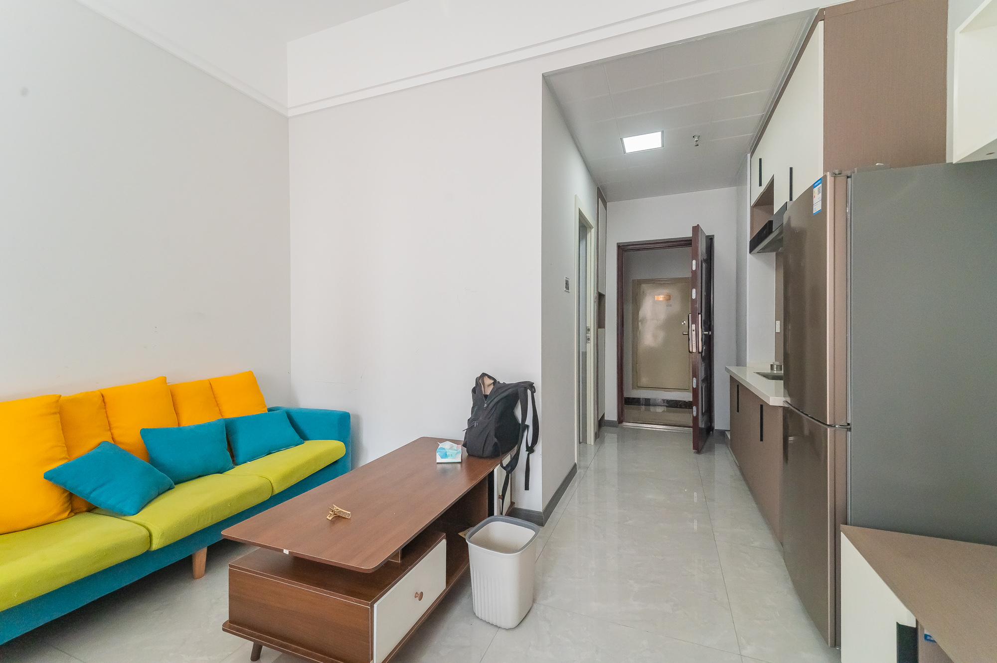 中建悦和城  1室1厅1卫    31.8万 中建悦和城  1室1厅1卫    31.8万客厅