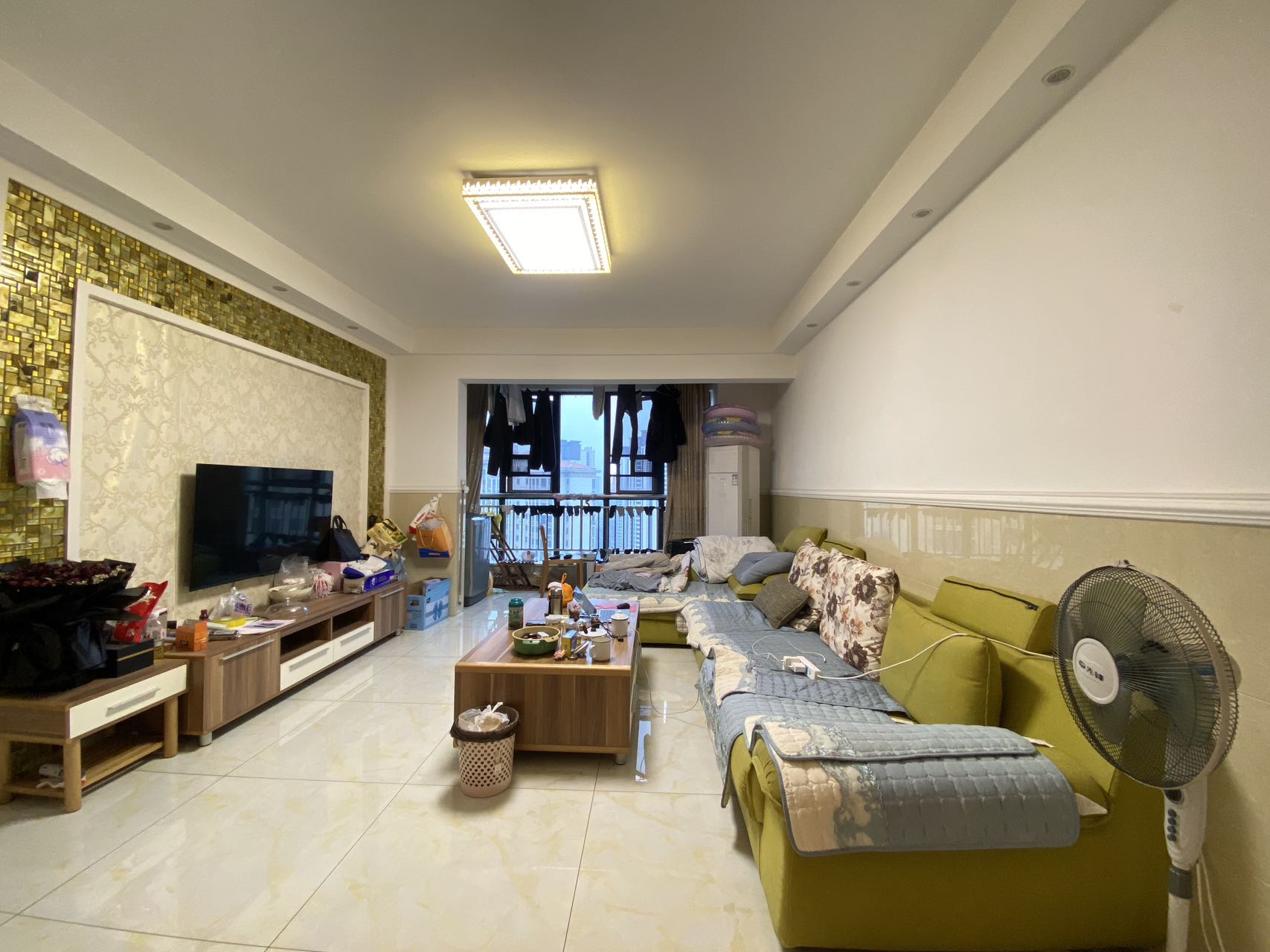 龙腾国际 2室2厅1卫 42.8万 龙腾国际 2室2厅1卫 42.8万室内图