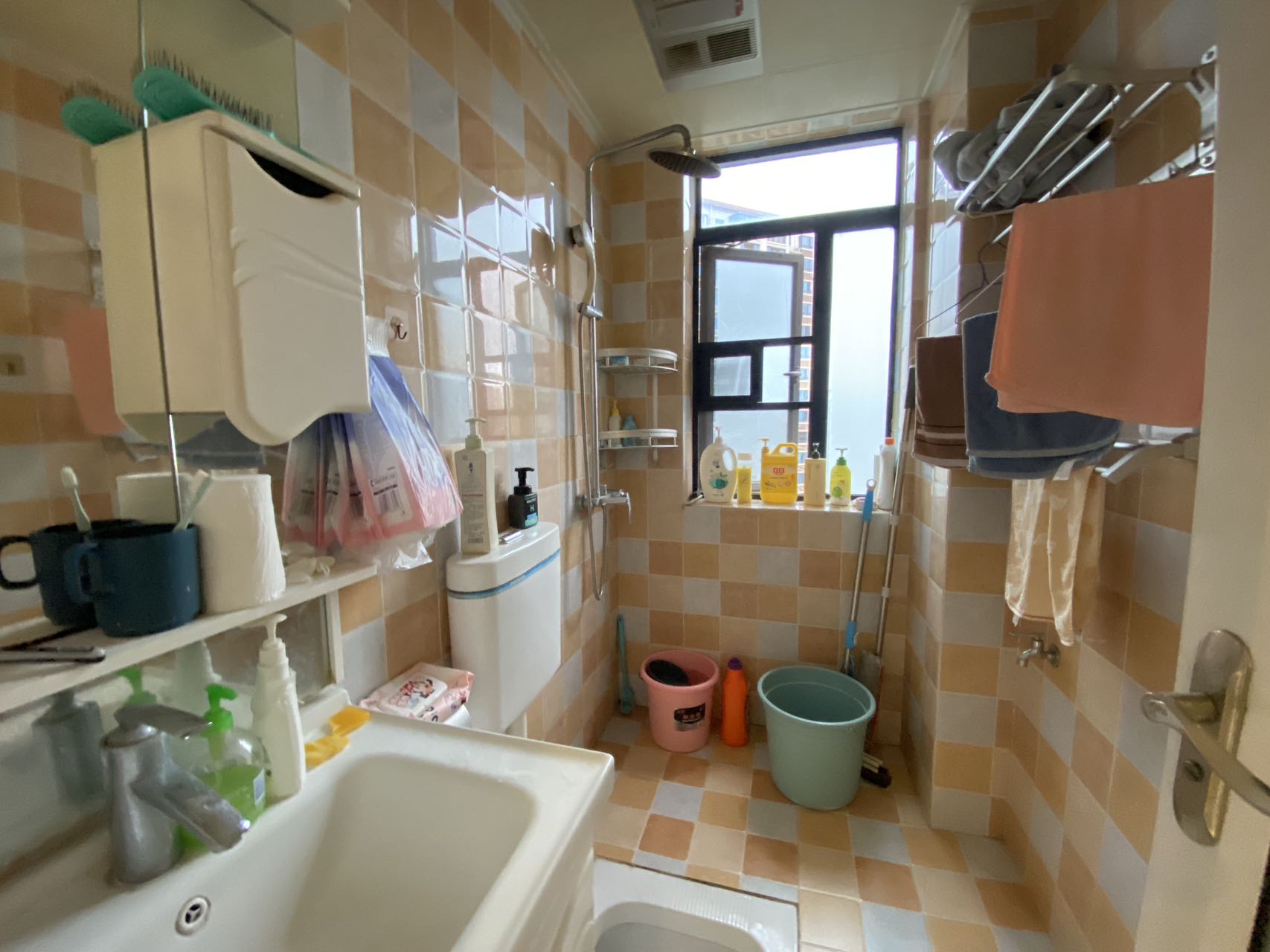 龙腾国际 2室2厅1卫 42.8万 龙腾国际 2室2厅1卫 42.8万室内图