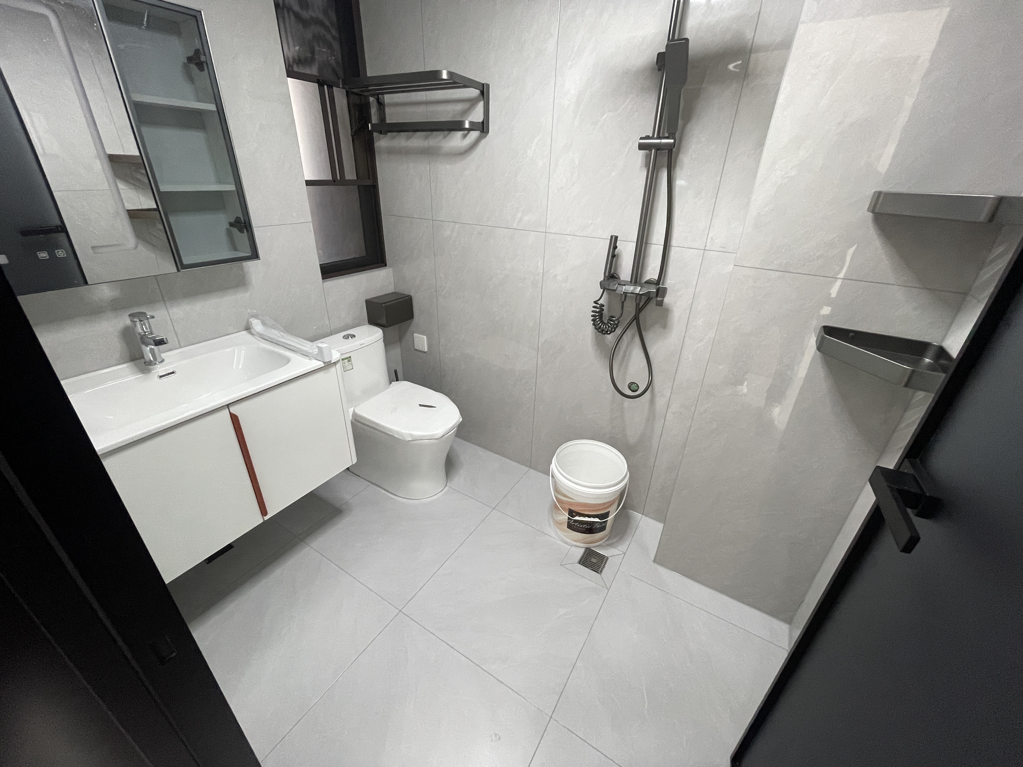 鑫湘悦璟台 4室2厅2卫 85.0万 鑫湘悦璟台 4室2厅2卫 85.0万客厅