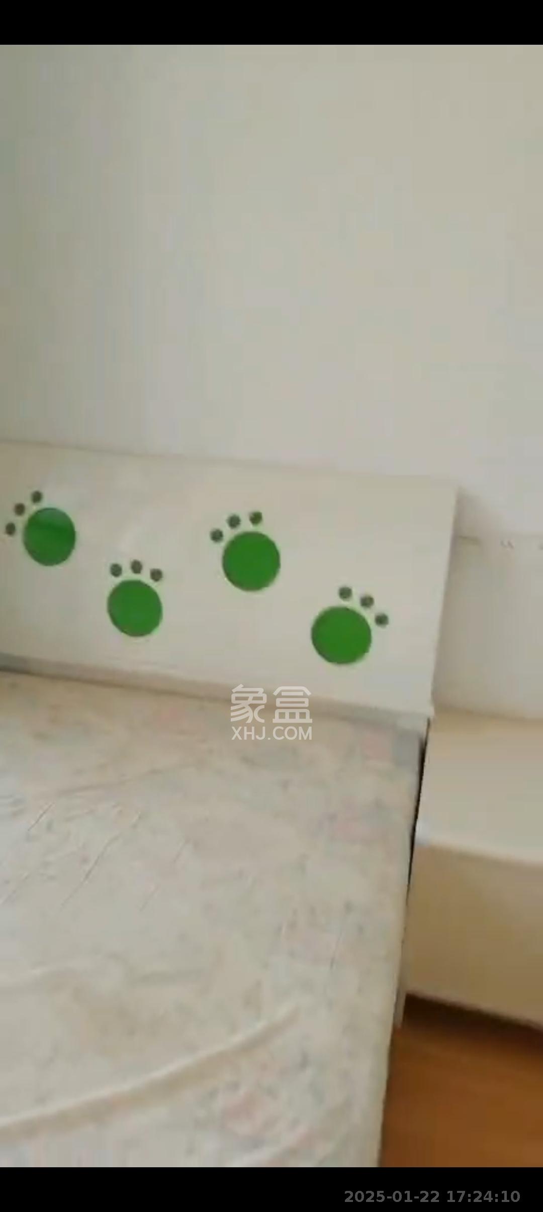 恒生碧水龙庭  3室2厅1卫   2300.00元/月室内图