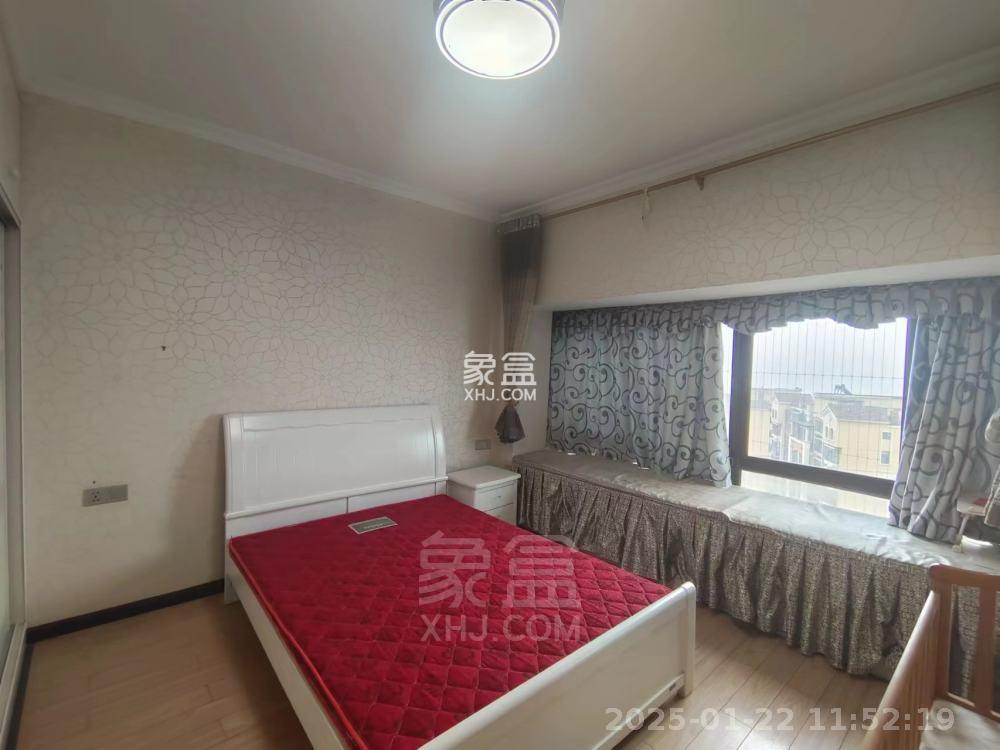 海韵天城  3室2厅2卫    2000.0元/月 海韵天城  3室2厅2卫    2000.0元/月室内图