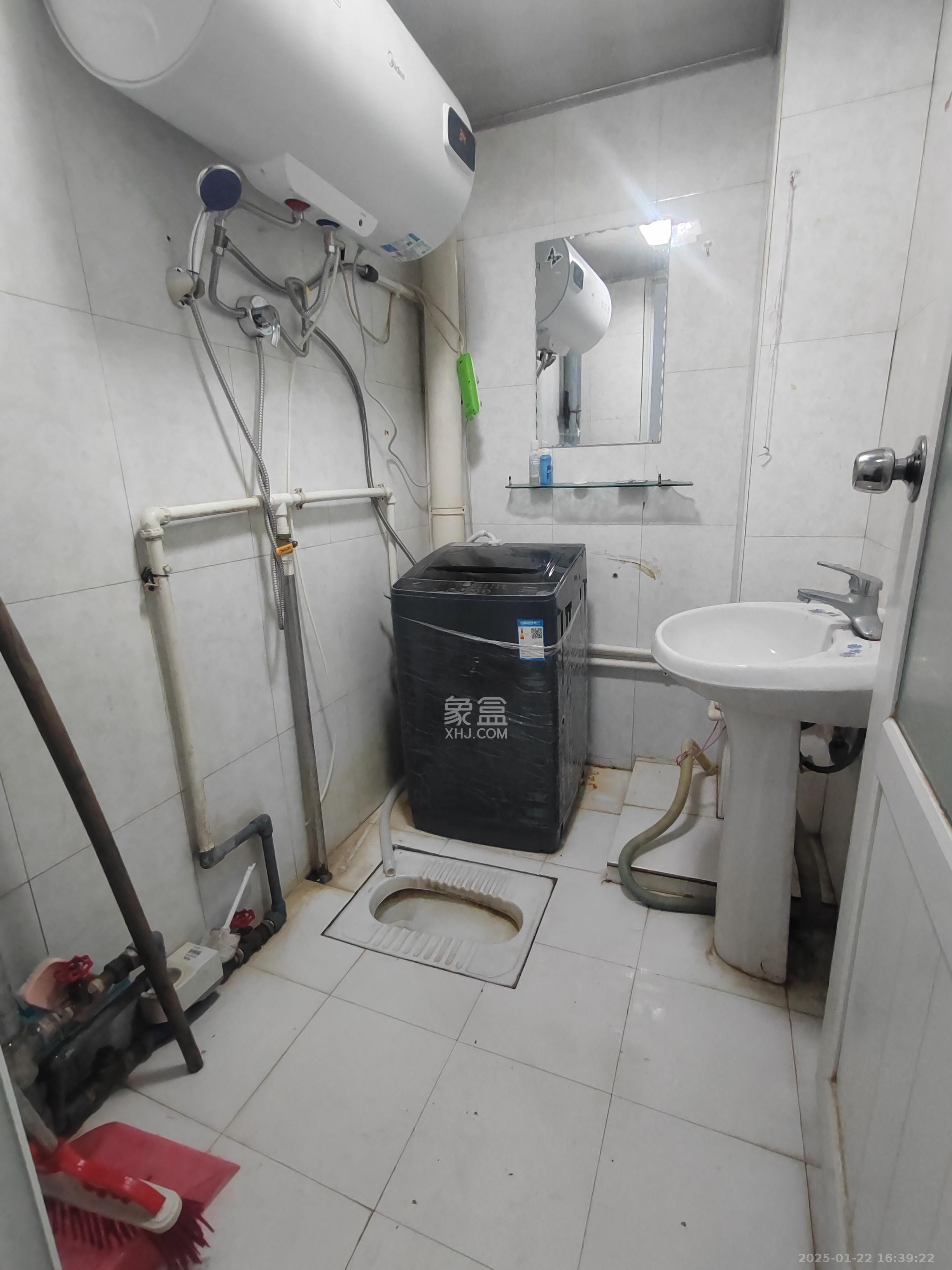 枫华府第  1室0厅1卫    900.0元/月室内图