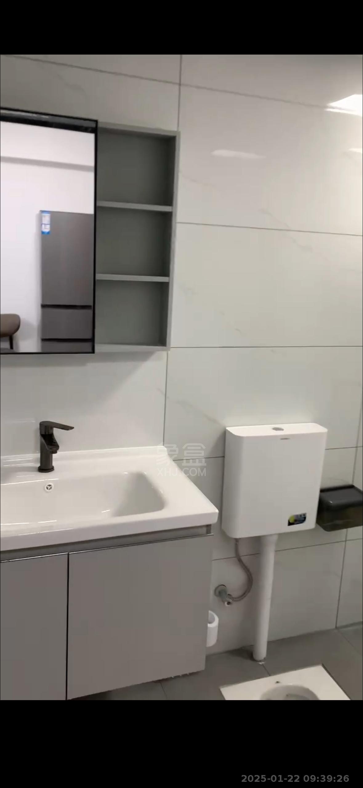 凯风珑城 1室1厅1卫 1300.0元/月 凯风珑城 1室1厅1卫 1300.0元/月室内图