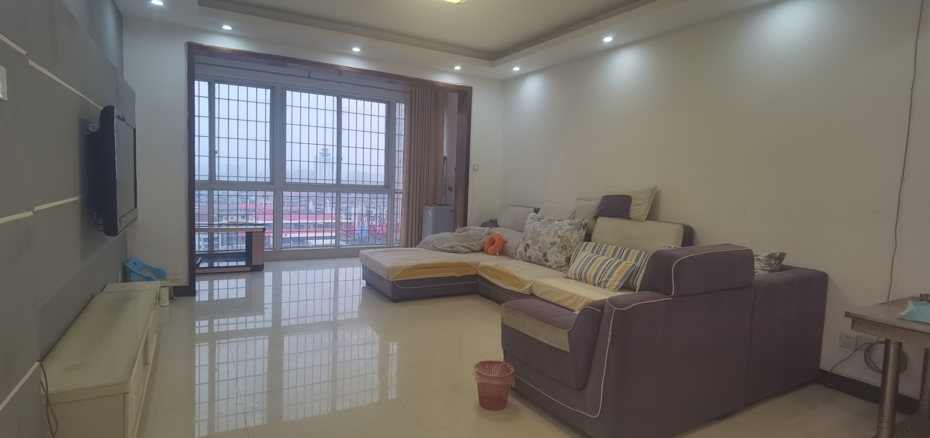 西街印象 3室2厅2卫 49.8万 西街印象 3室2厅2卫 49.8万客厅