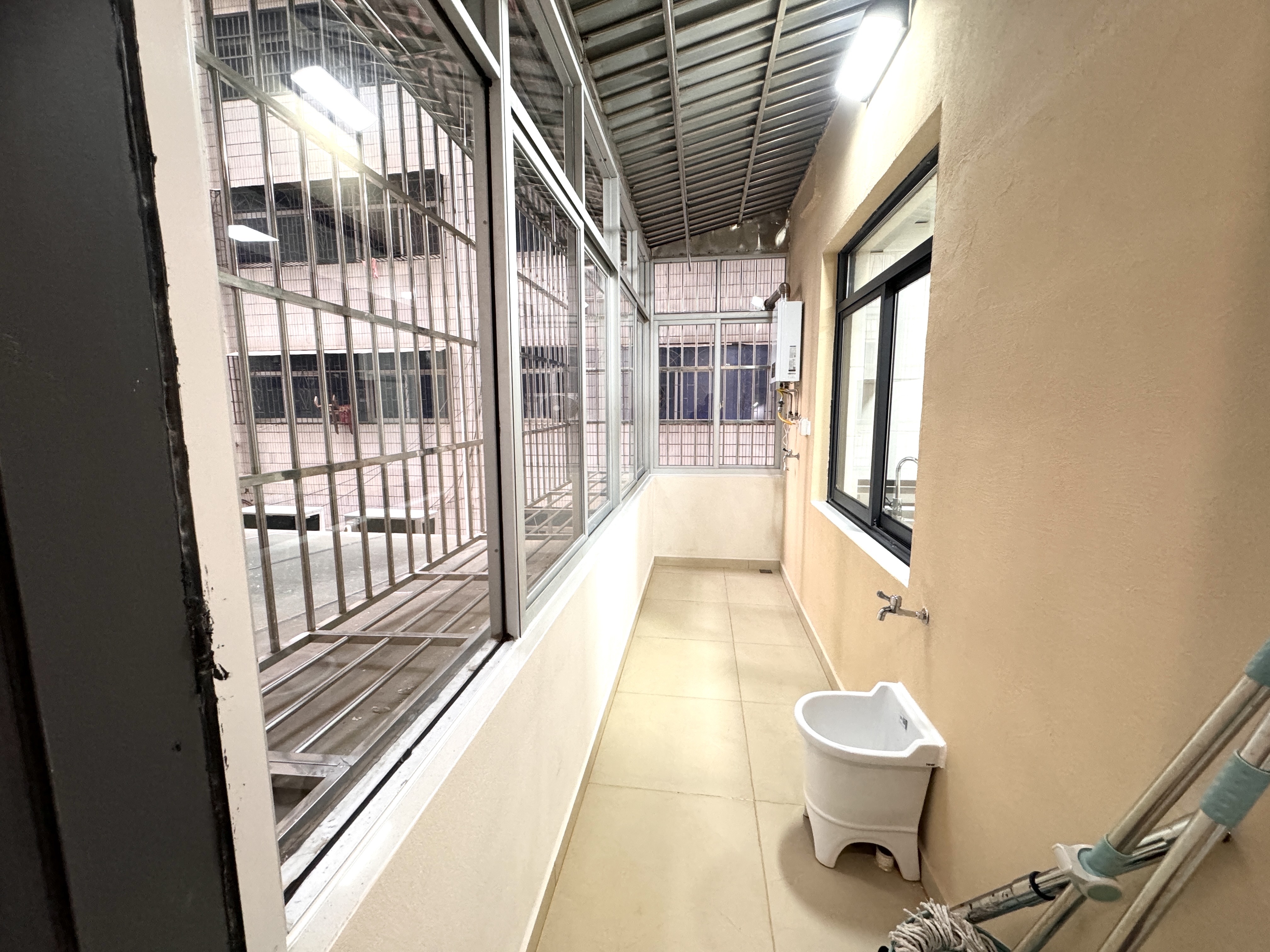 侨汇外资物资总公司宿舍 4室2厅1卫 129.0万 侨汇外资物资总公司宿舍 4室2厅1卫 129.0万户型图