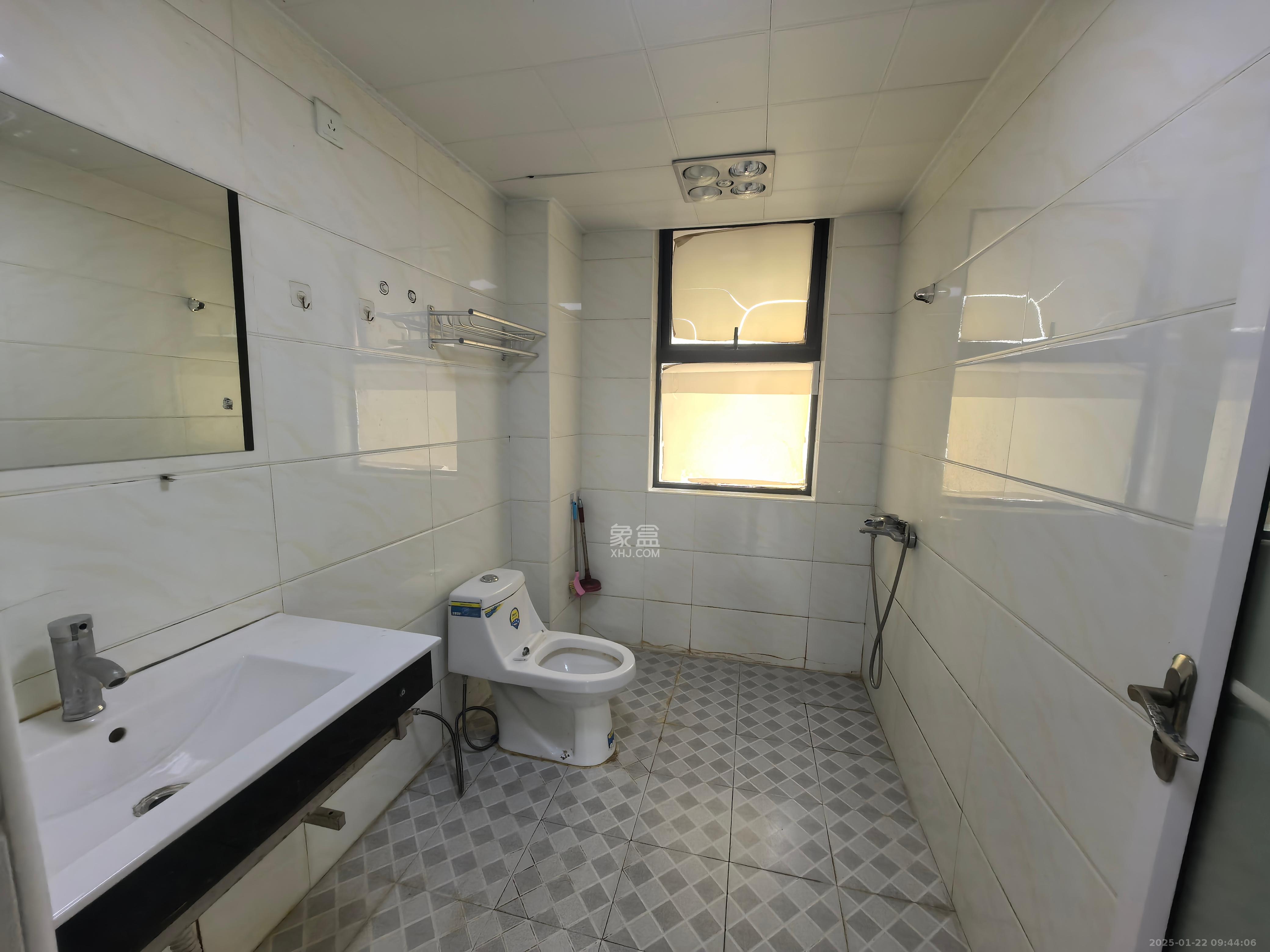 中海梅溪湖壹号 2室2厅1卫 3000.0元/月 中海梅溪湖壹号 2室2厅1卫 3000.0元/月室内图