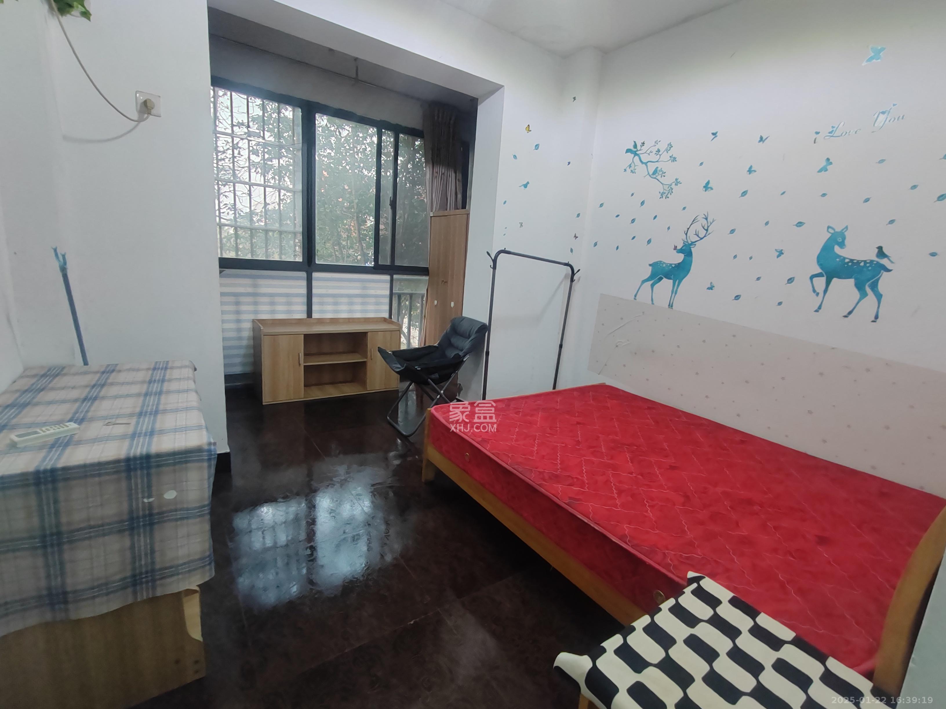 枫华府第  1室0厅1卫    900.0元/月室内图