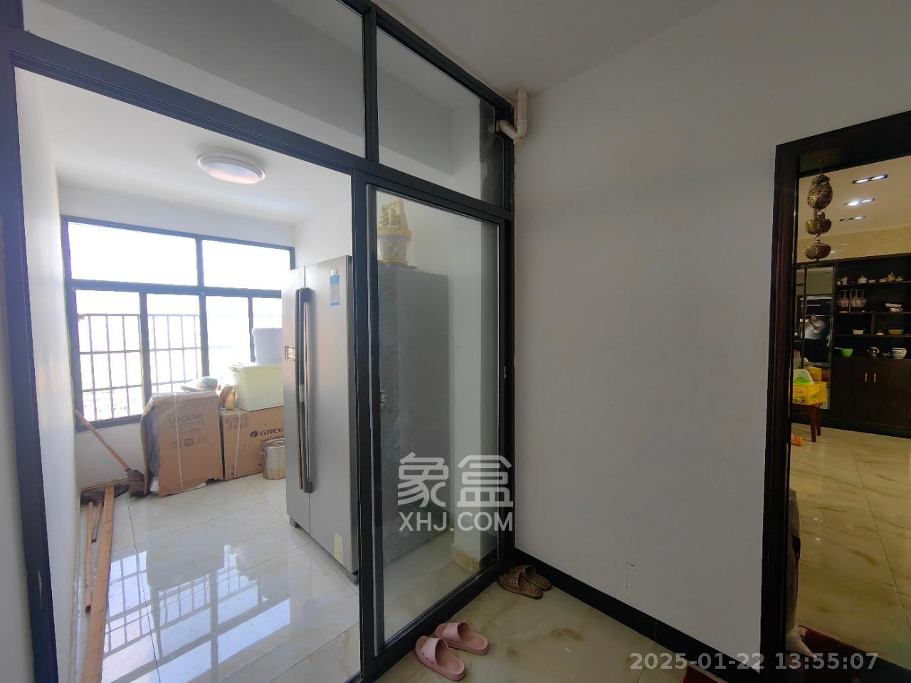 九华新都汇  3室2厅2卫   1600.00元/月室内图