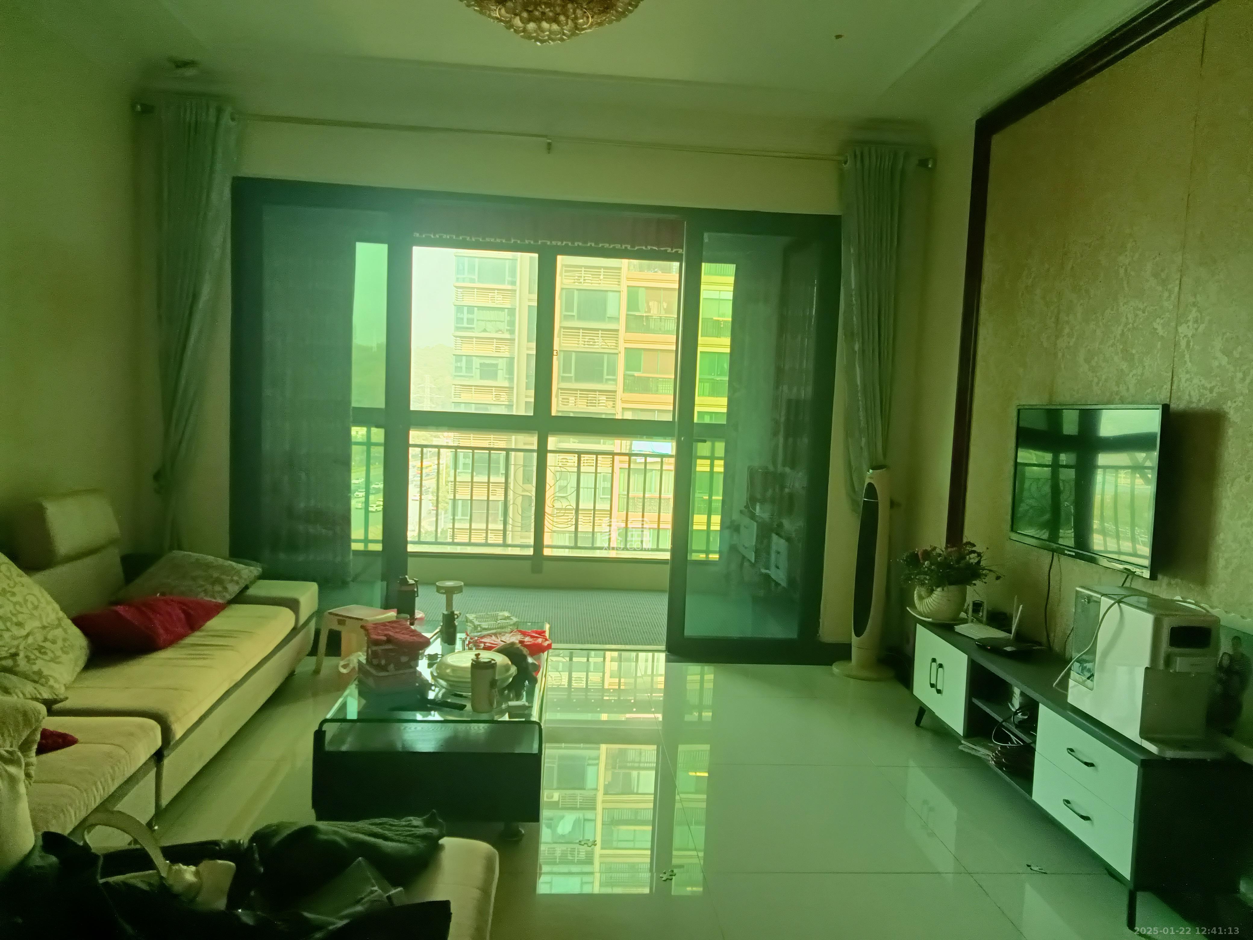 恒大城 3室2厅1卫 2600.0元/月 恒大城 3室2厅1卫 2600.0元/月室内图